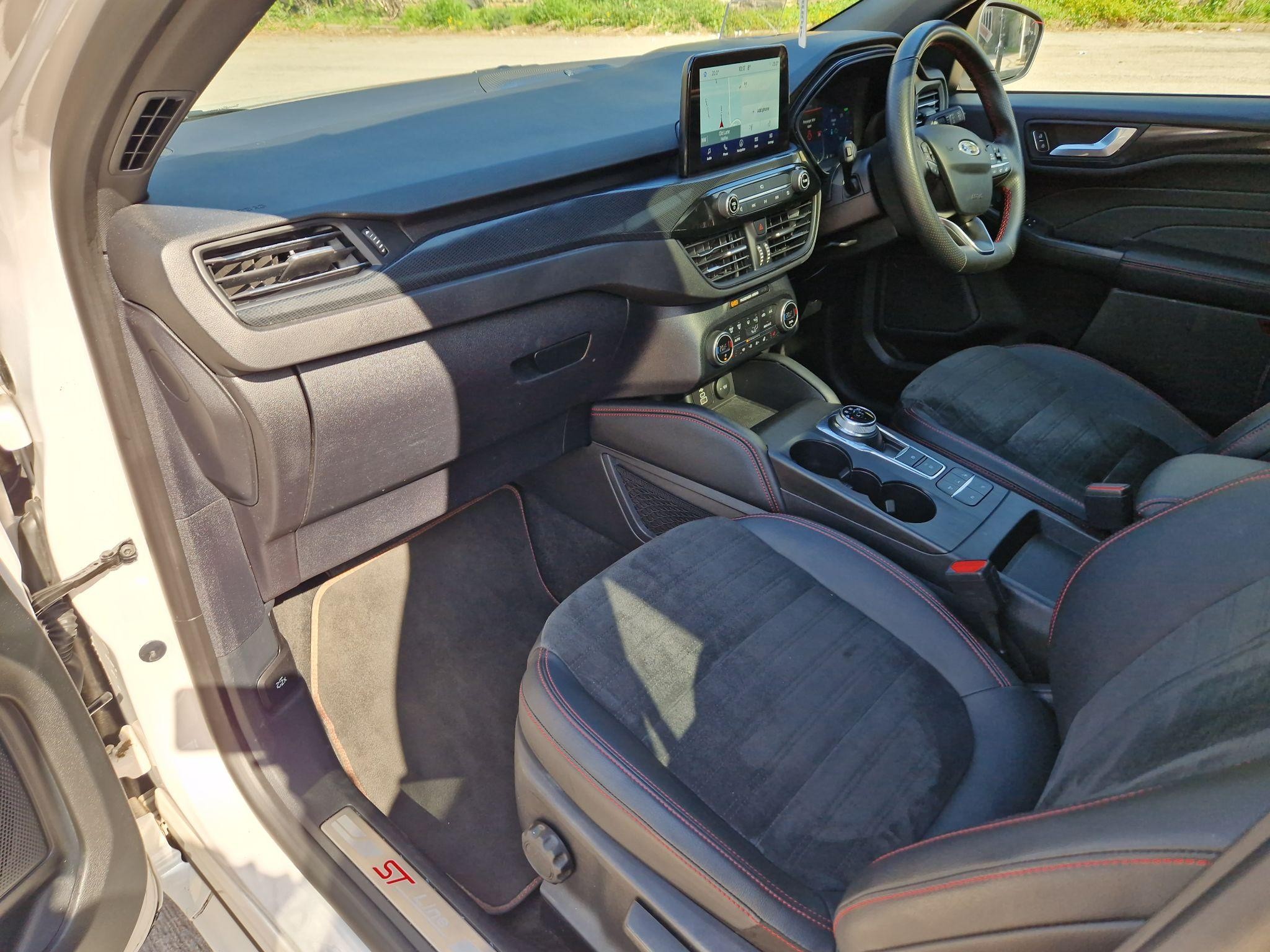Ford Kuga Image 17