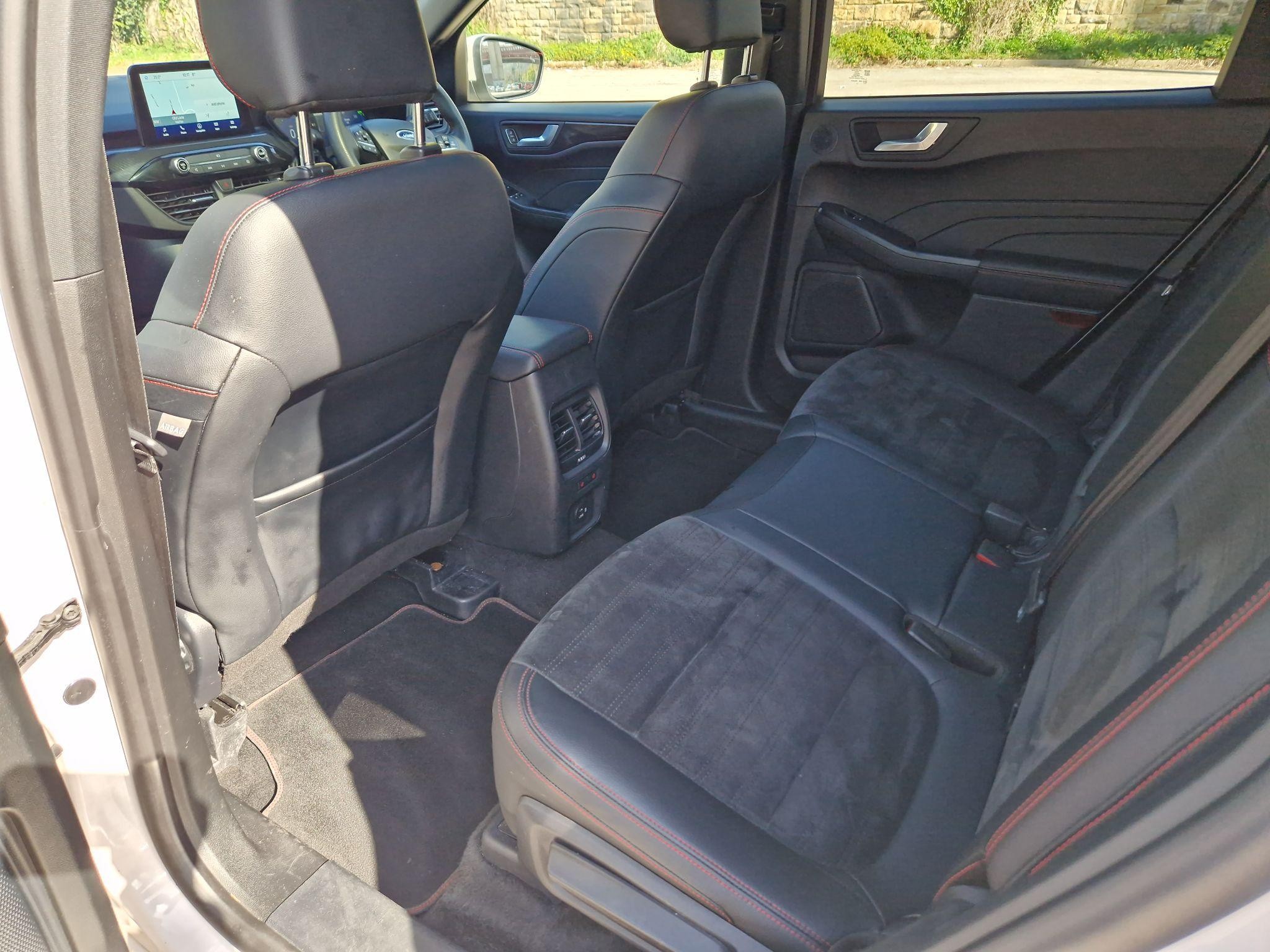 Ford Kuga Image 21