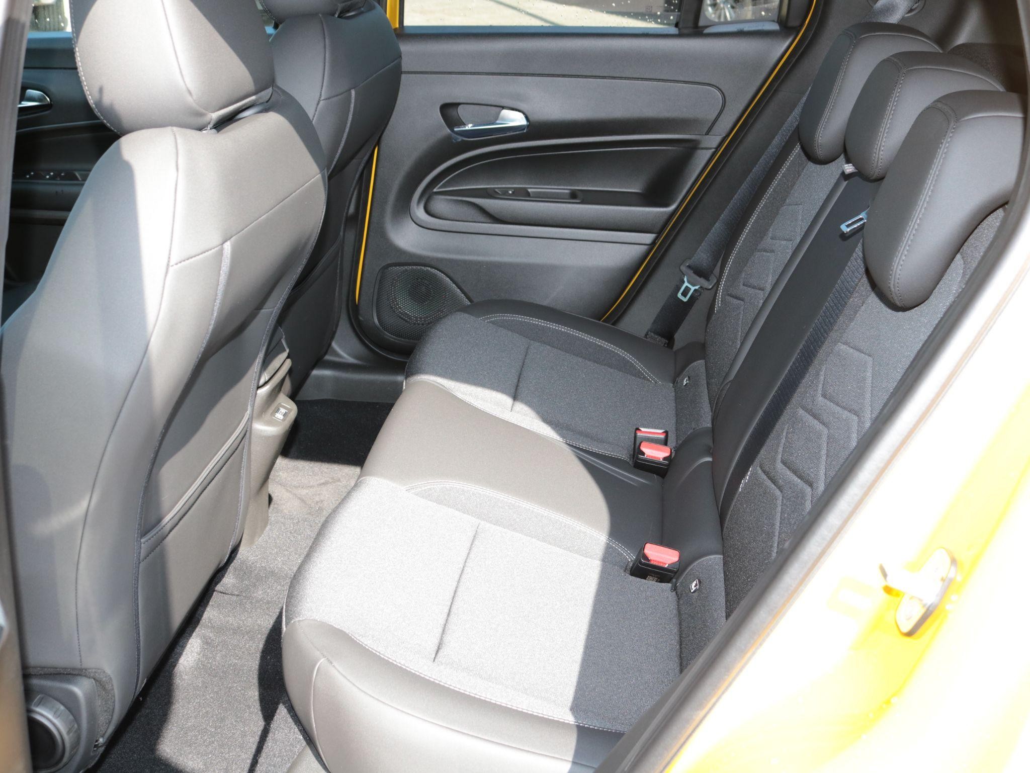 Jeep Avenger Image 26