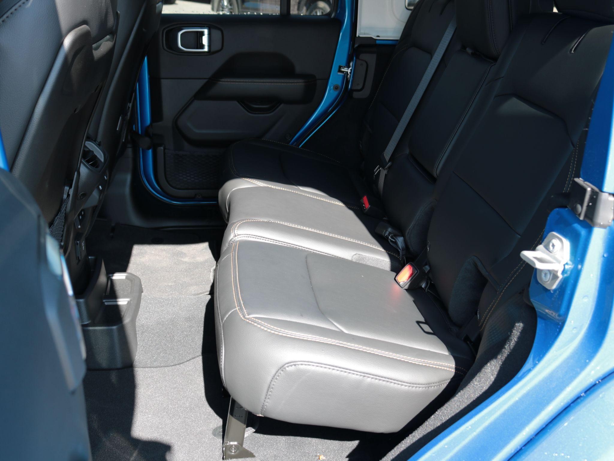 Jeep Wrangler Image 28