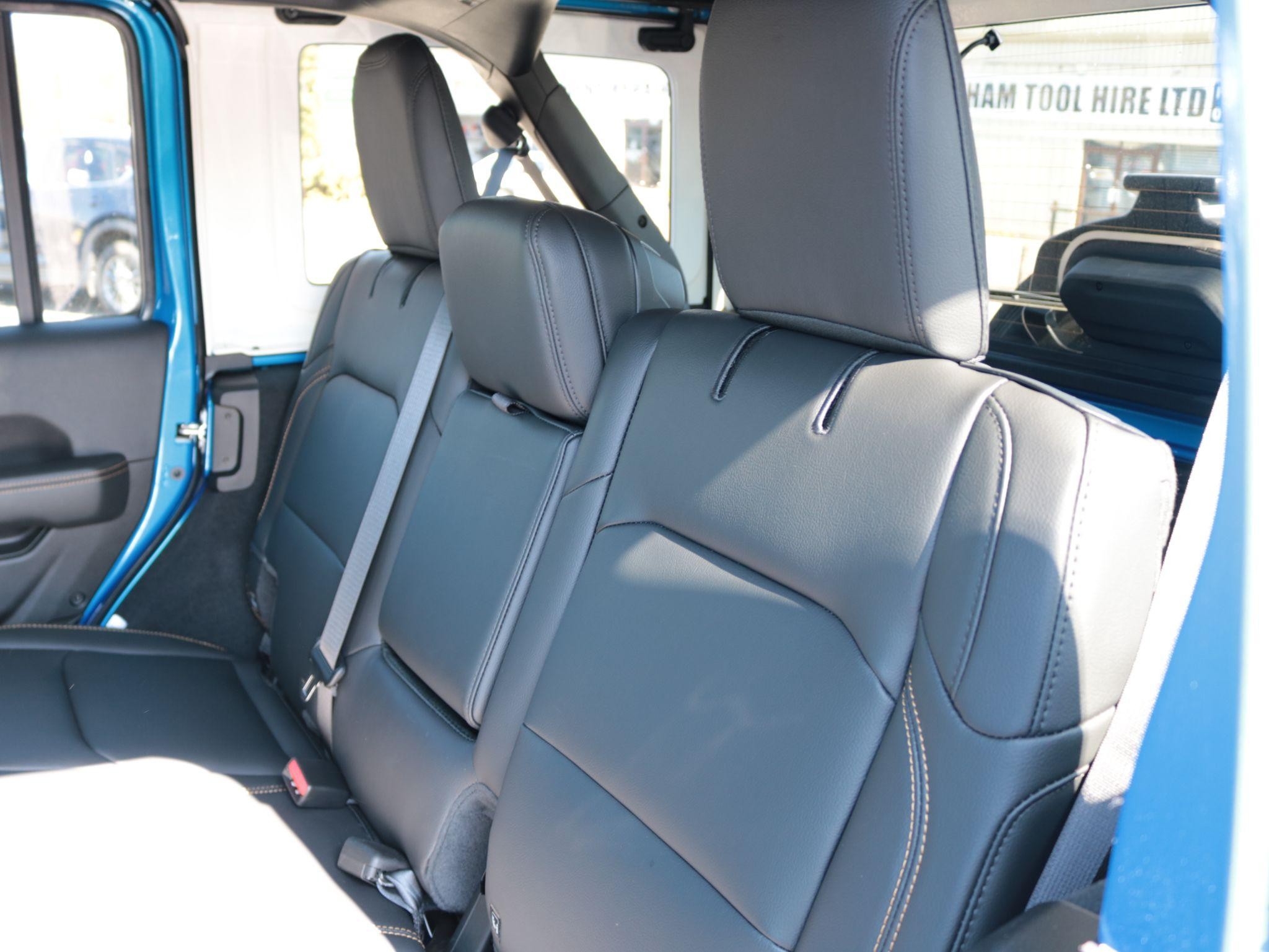 Jeep Wrangler Image 29