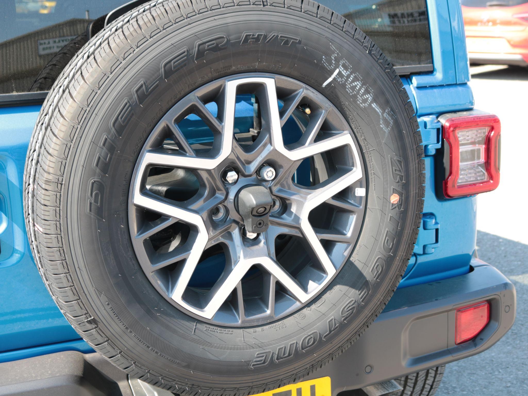 Jeep Wrangler Image 35