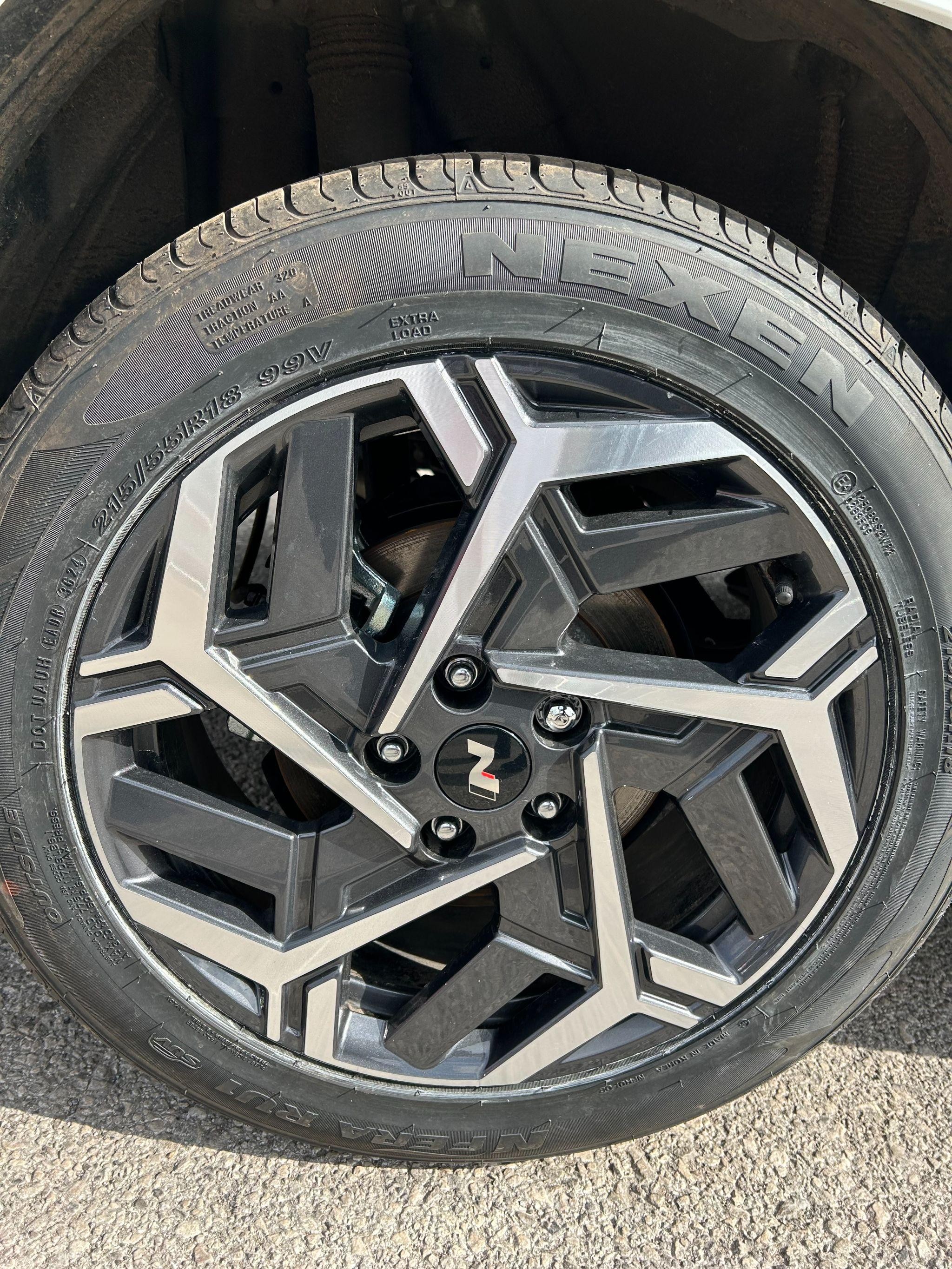 Hyundai KONA Image 9