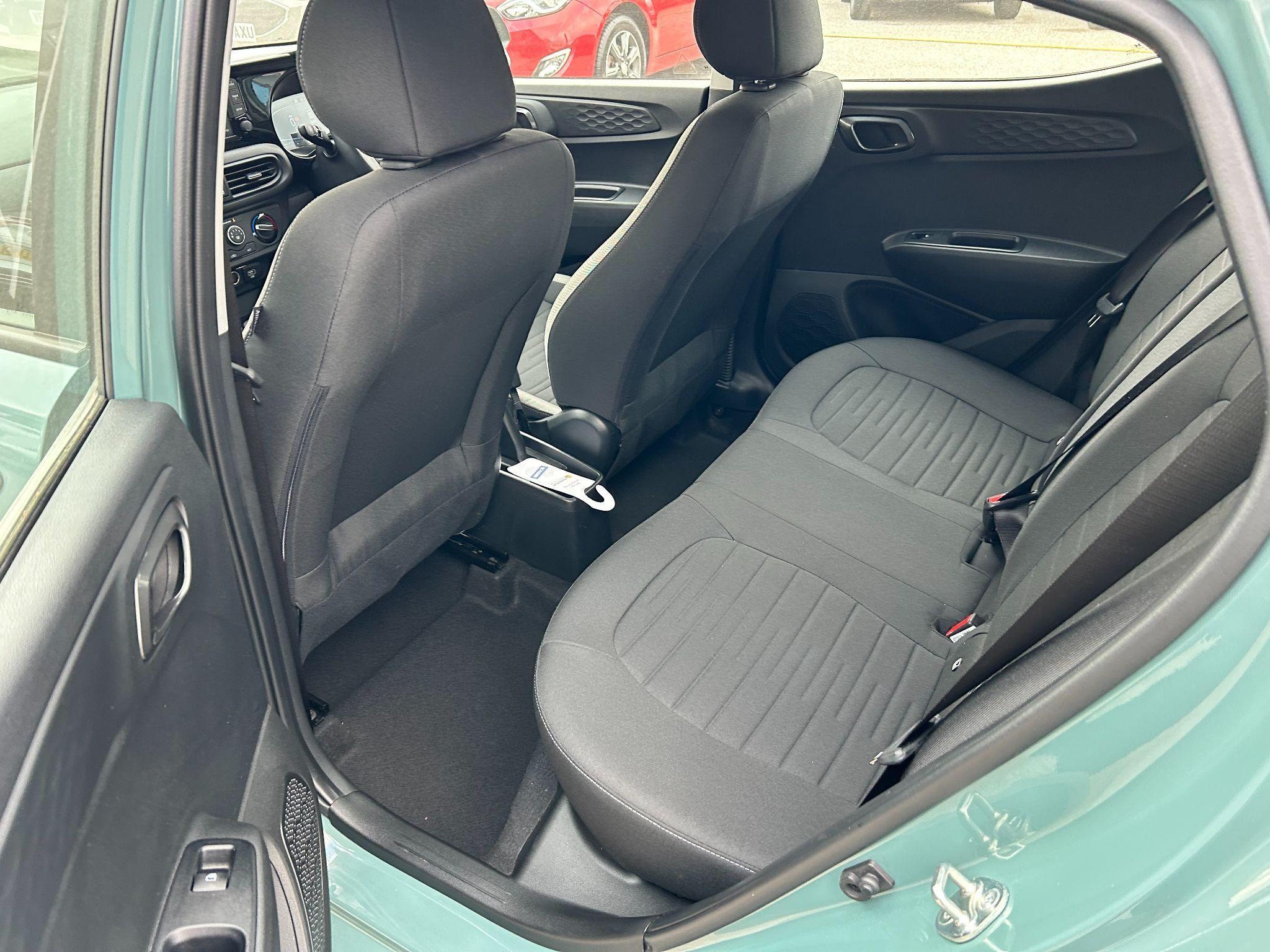 Hyundai i10 Image 16