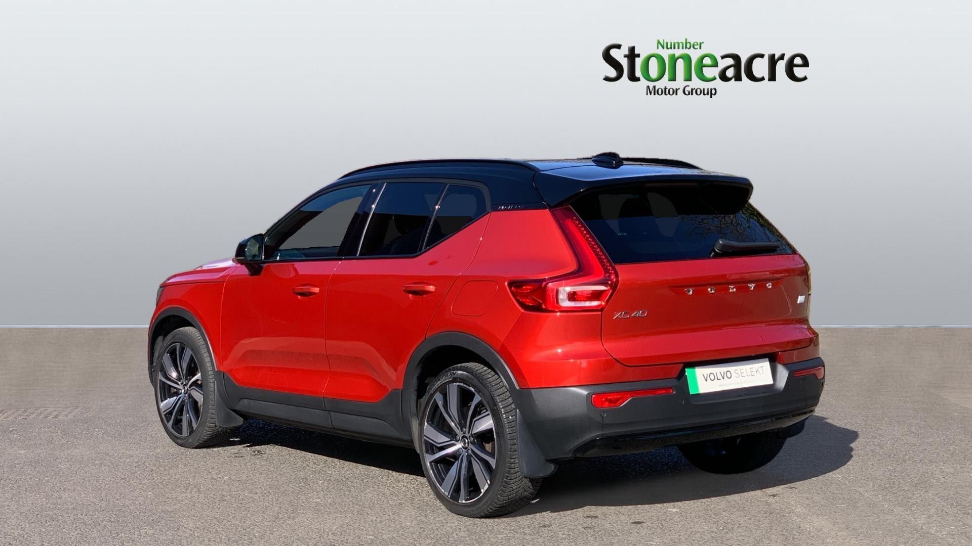 Volvo XC40 Image 2