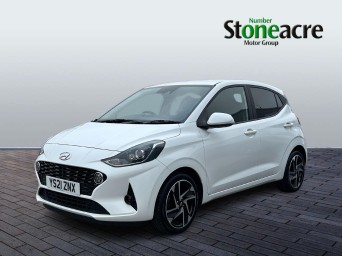 Hyundai i10 1.0 Premium Euro 6 (s/s) 5dr YS21ZNX Image 3
