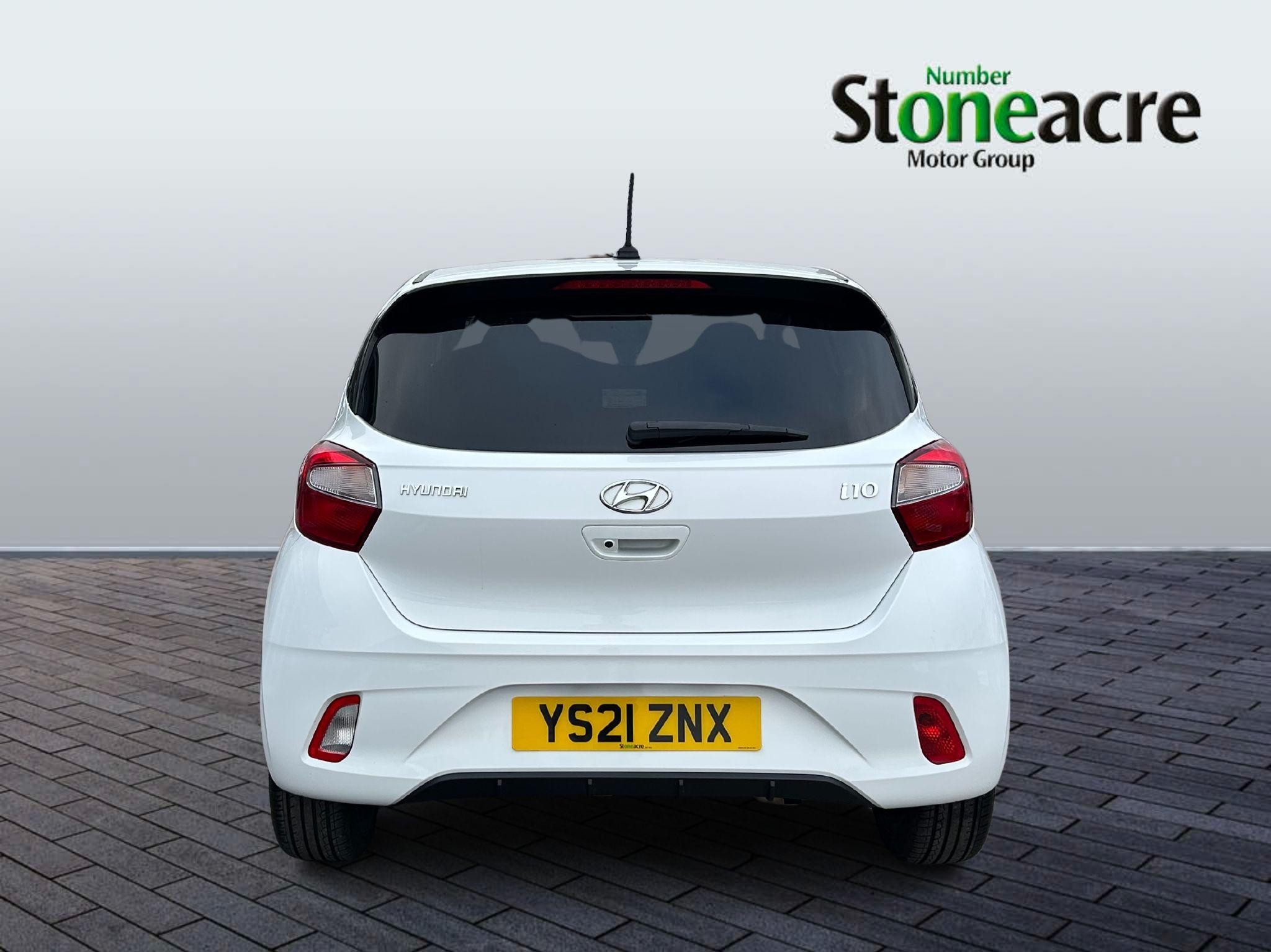 Hyundai i10 Image 6