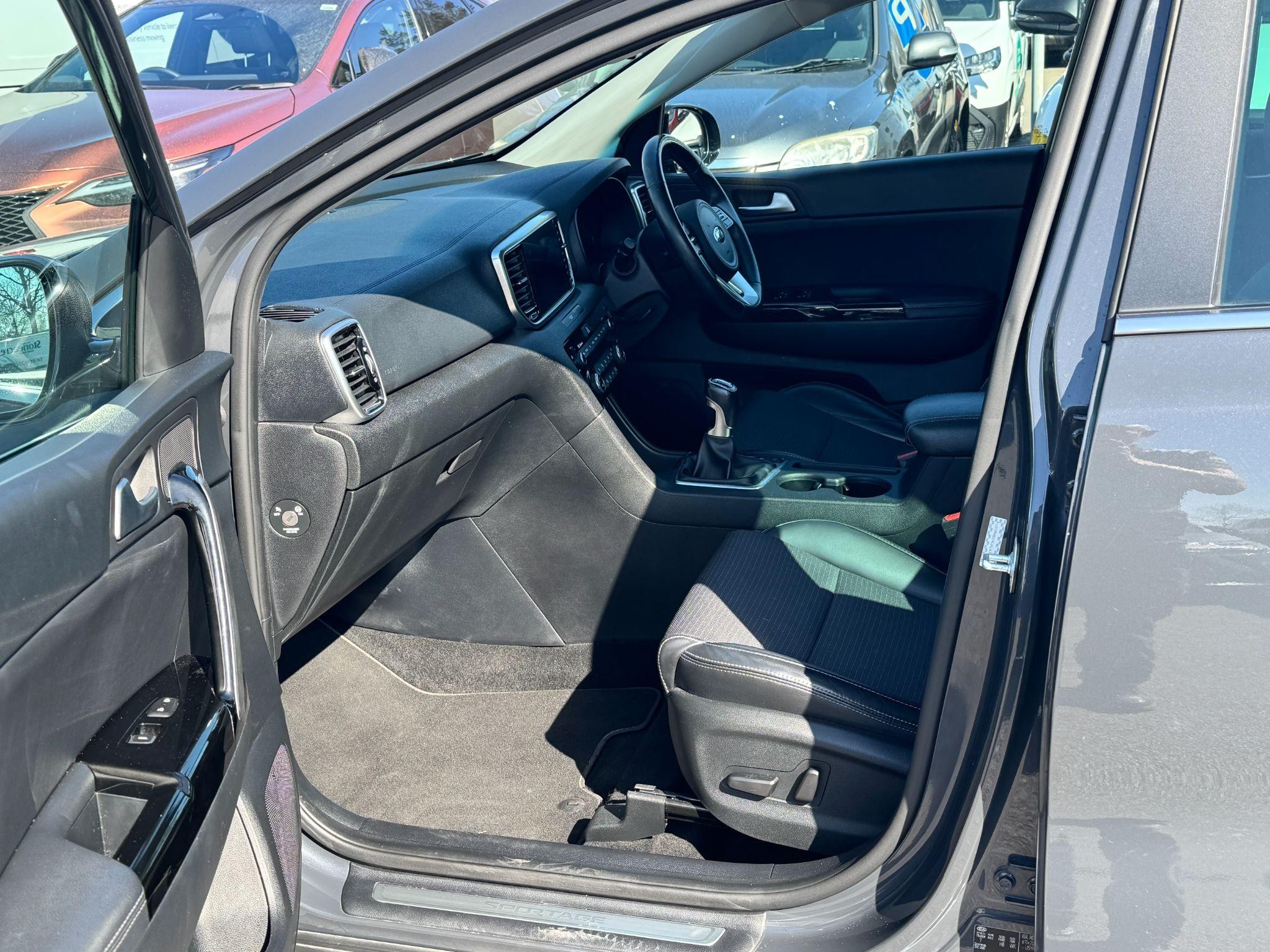 Kia Sportage Image 14