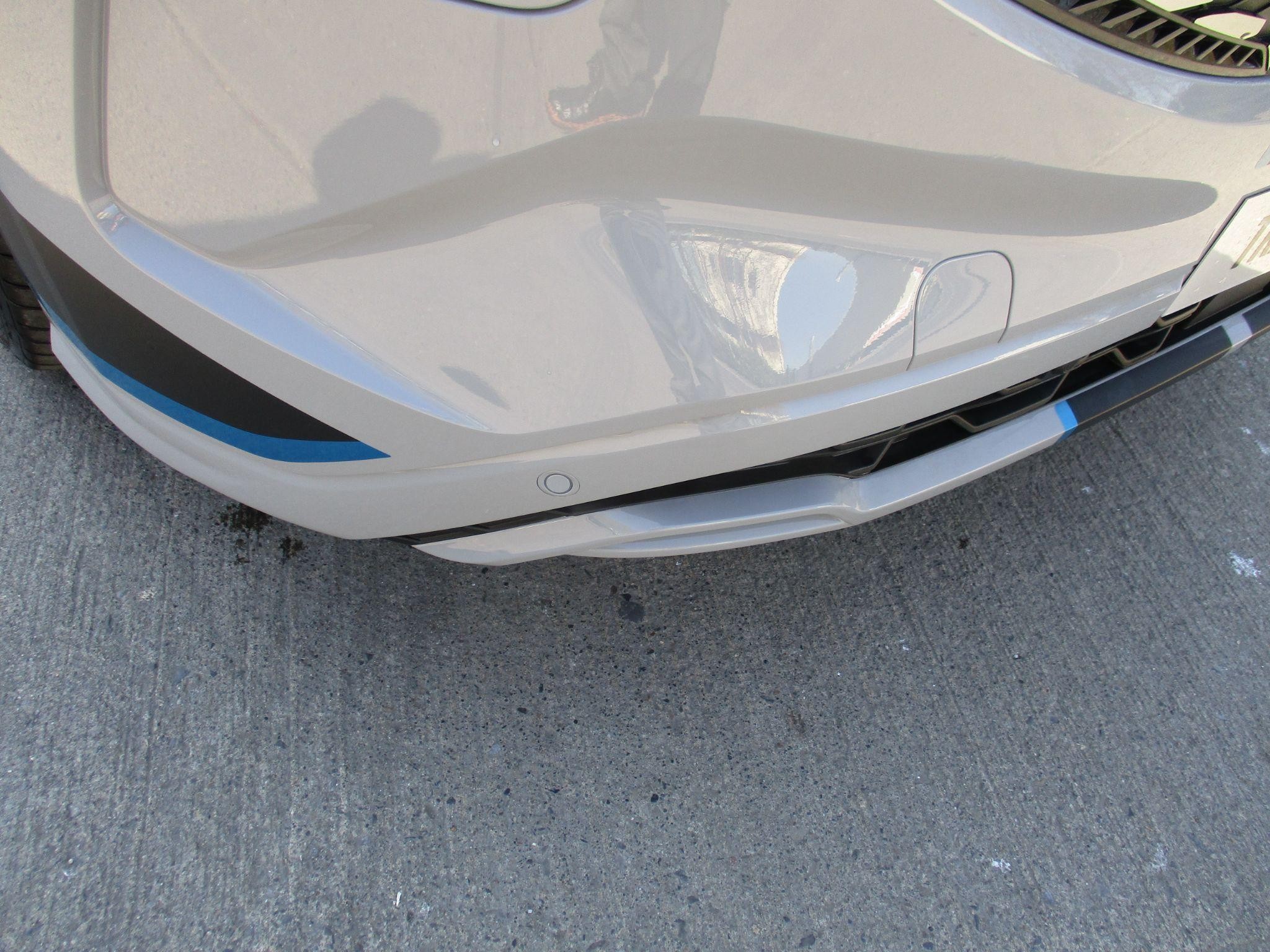 Ford E-Transit Custom Image 11
