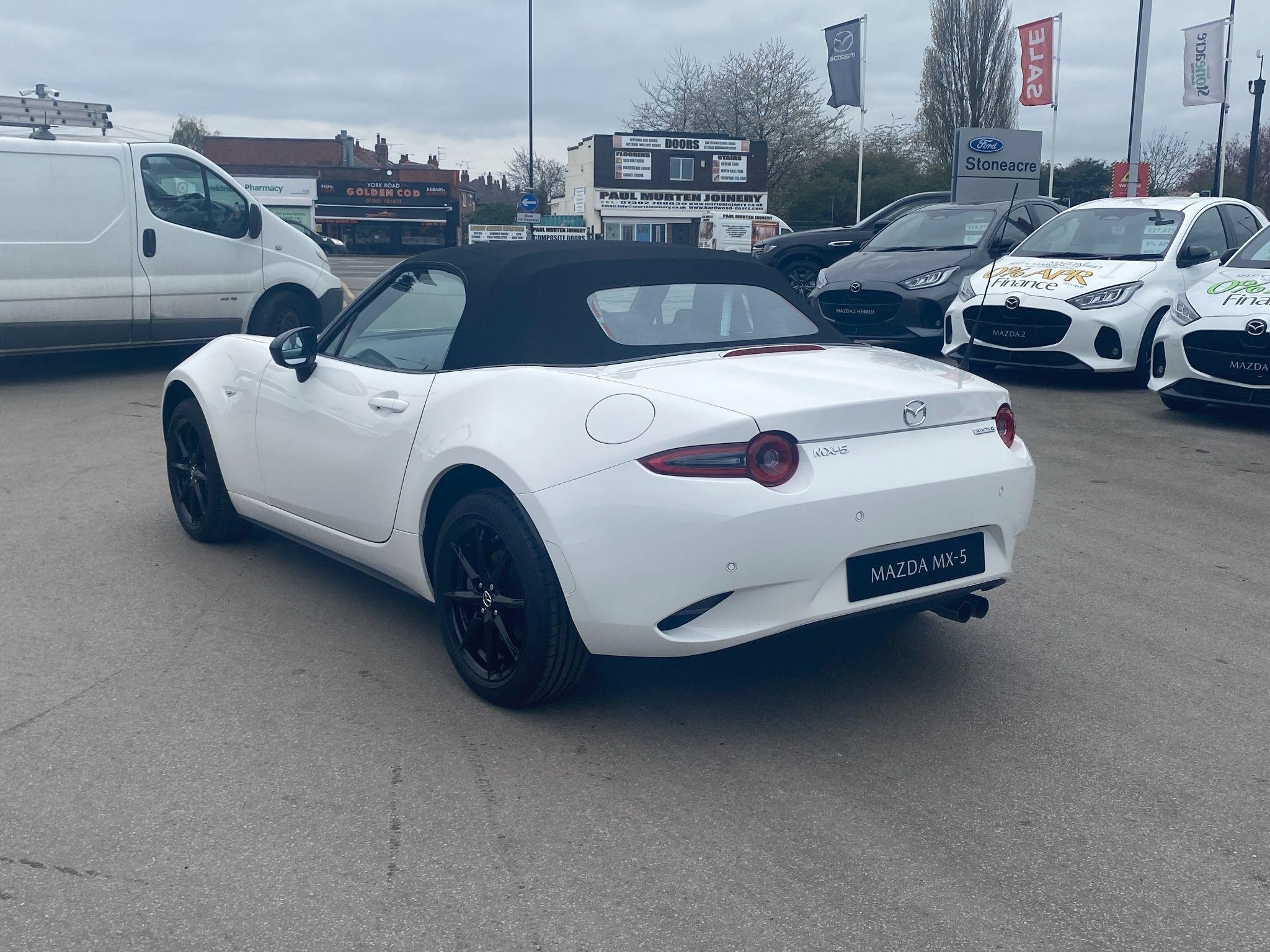 Mazda MX-5 Image 5