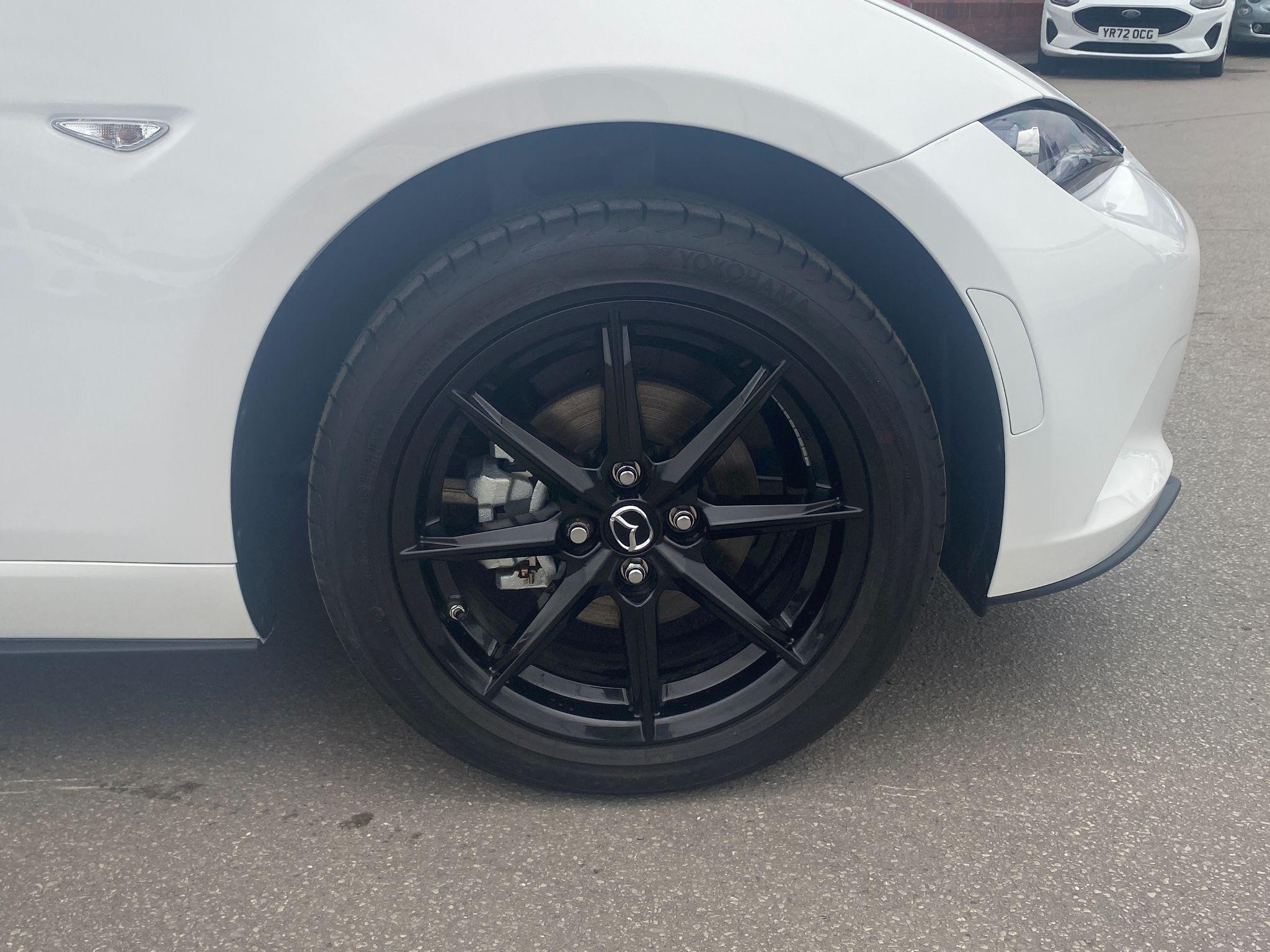 Mazda MX-5 Image 10