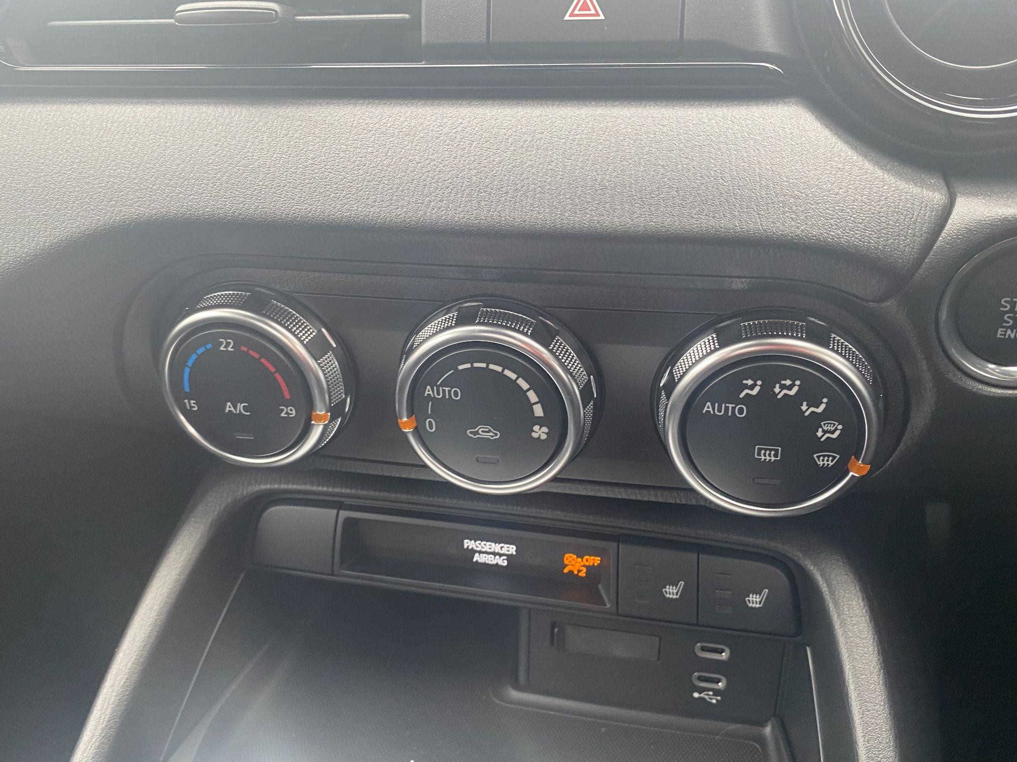 Mazda MX-5 Image 18