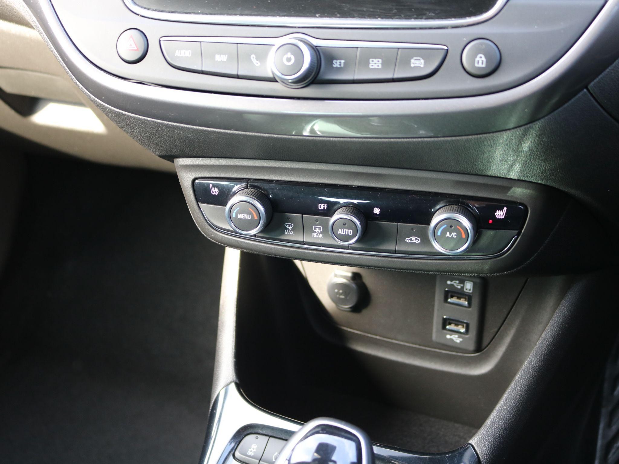 Vauxhall Crossland Image 18