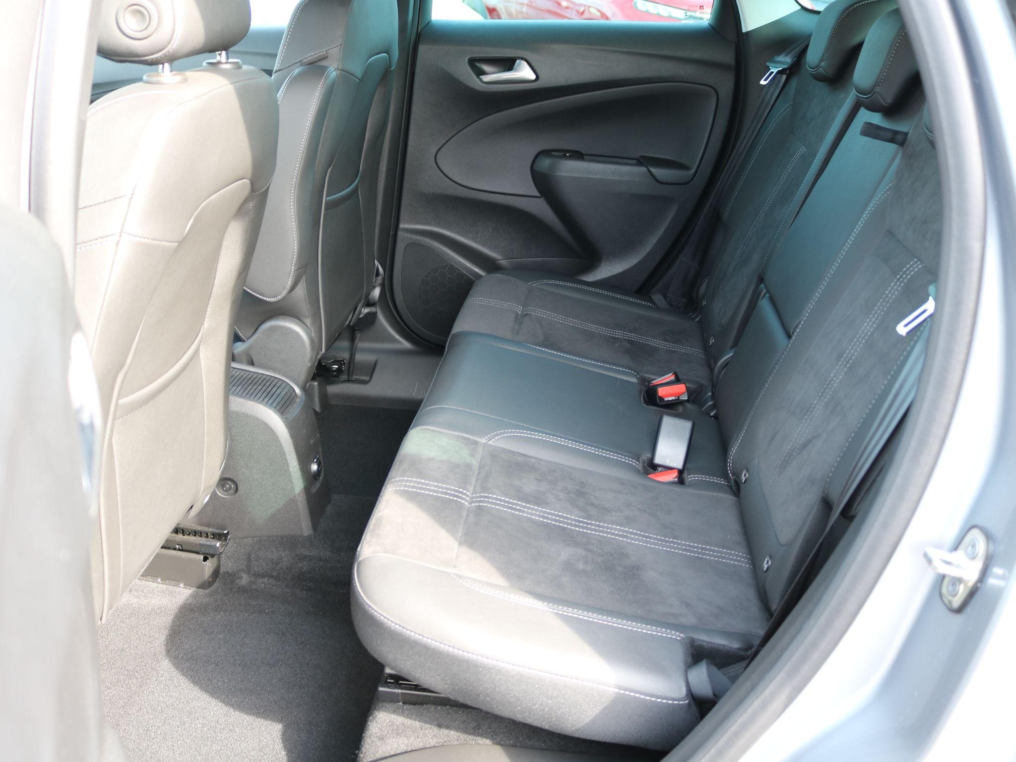 Vauxhall Crossland Image 21
