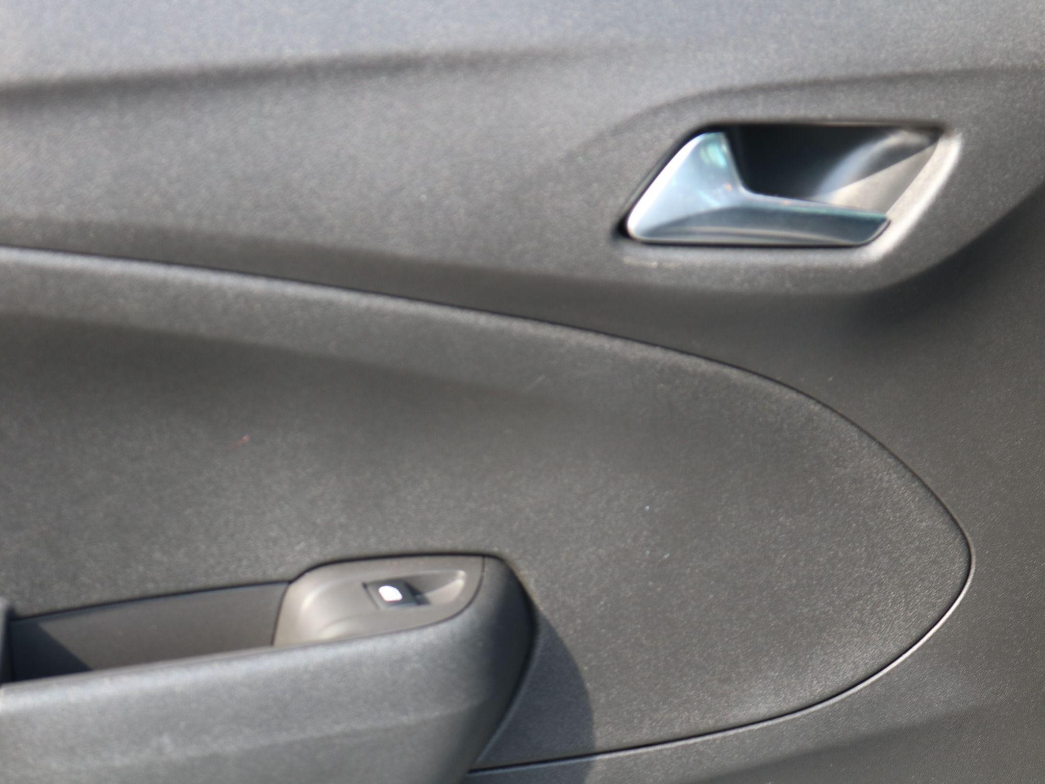 Vauxhall Crossland Image 22