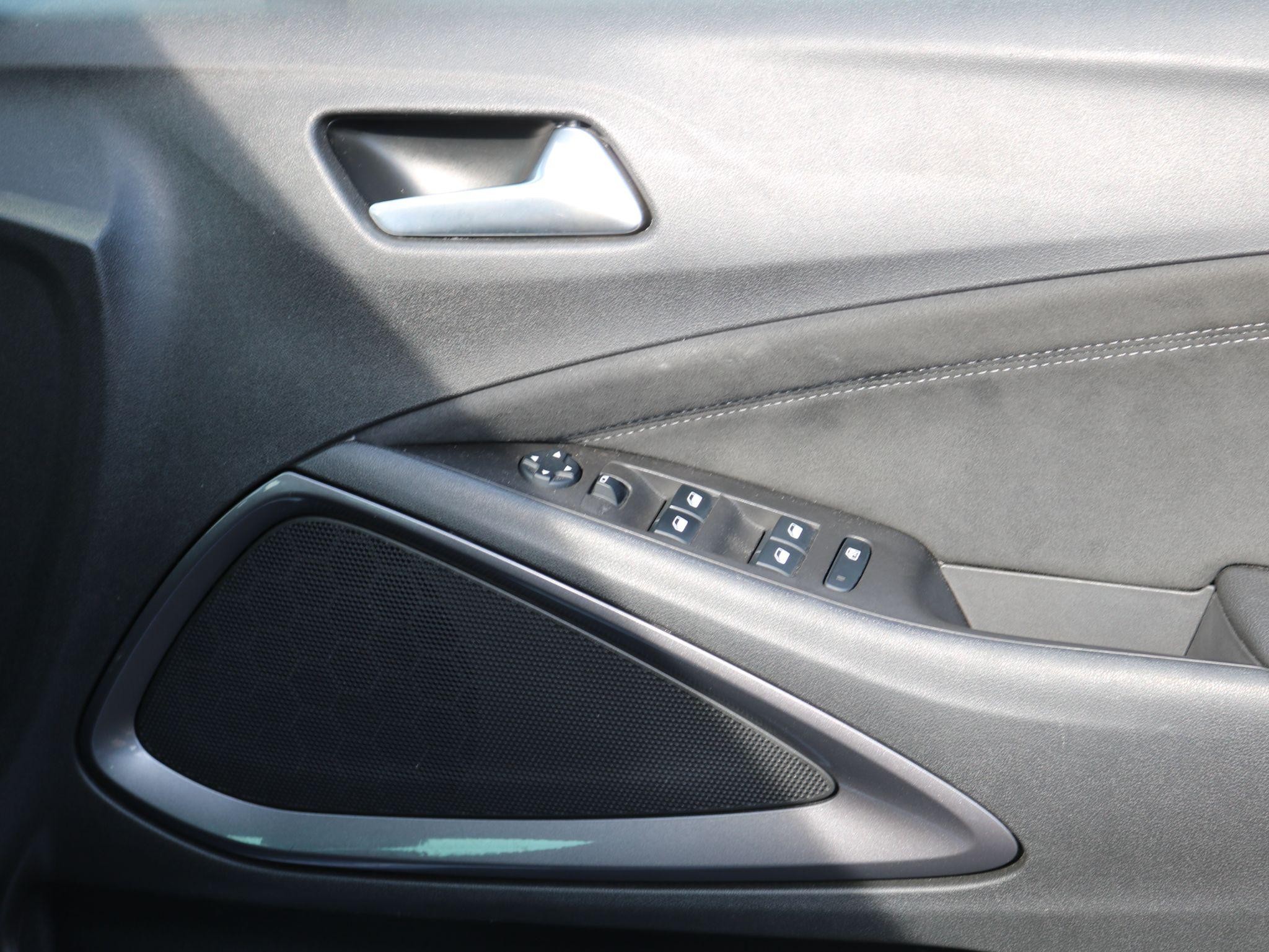 Vauxhall Crossland Image 23