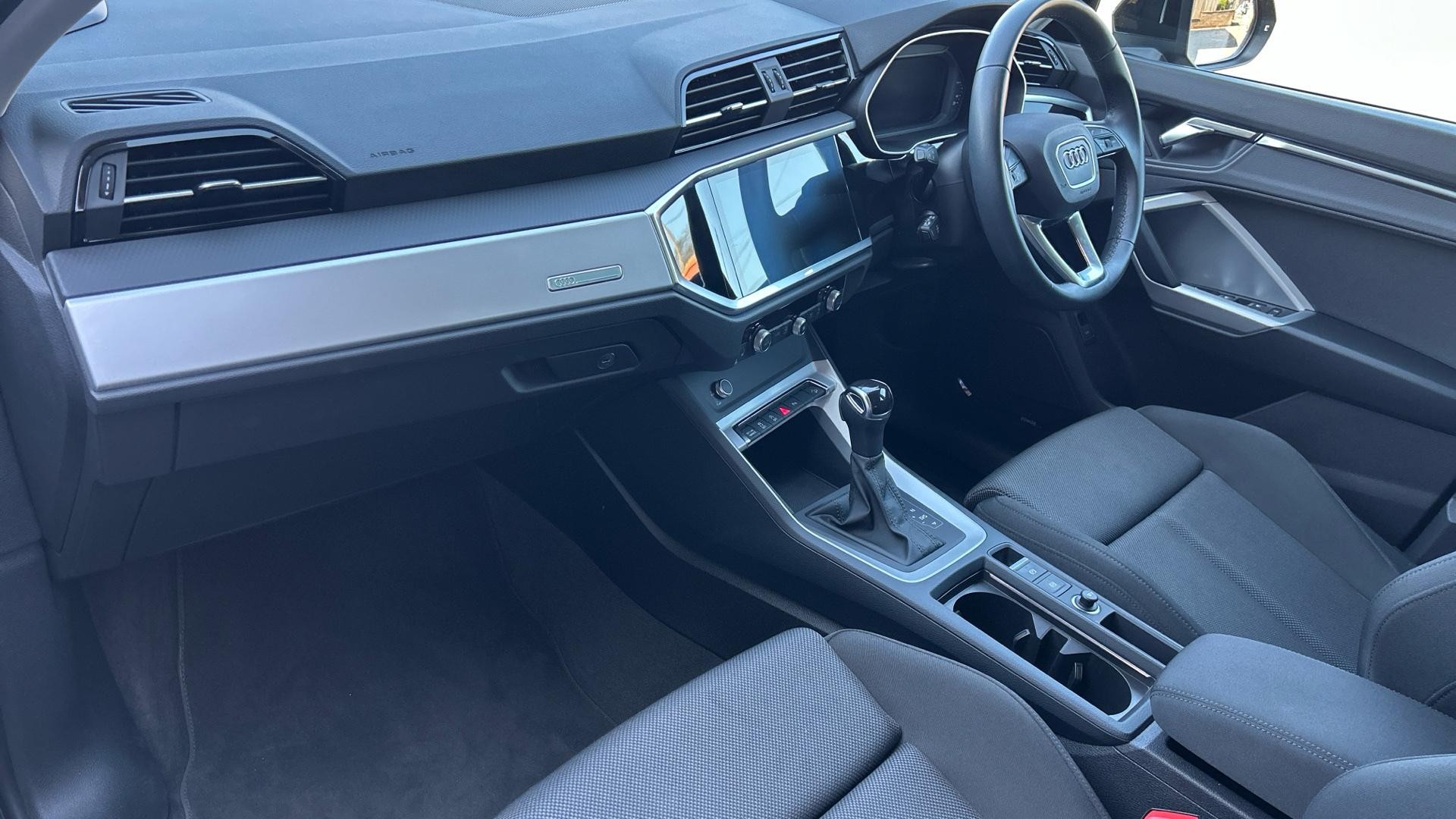 Audi Q3 Image 4