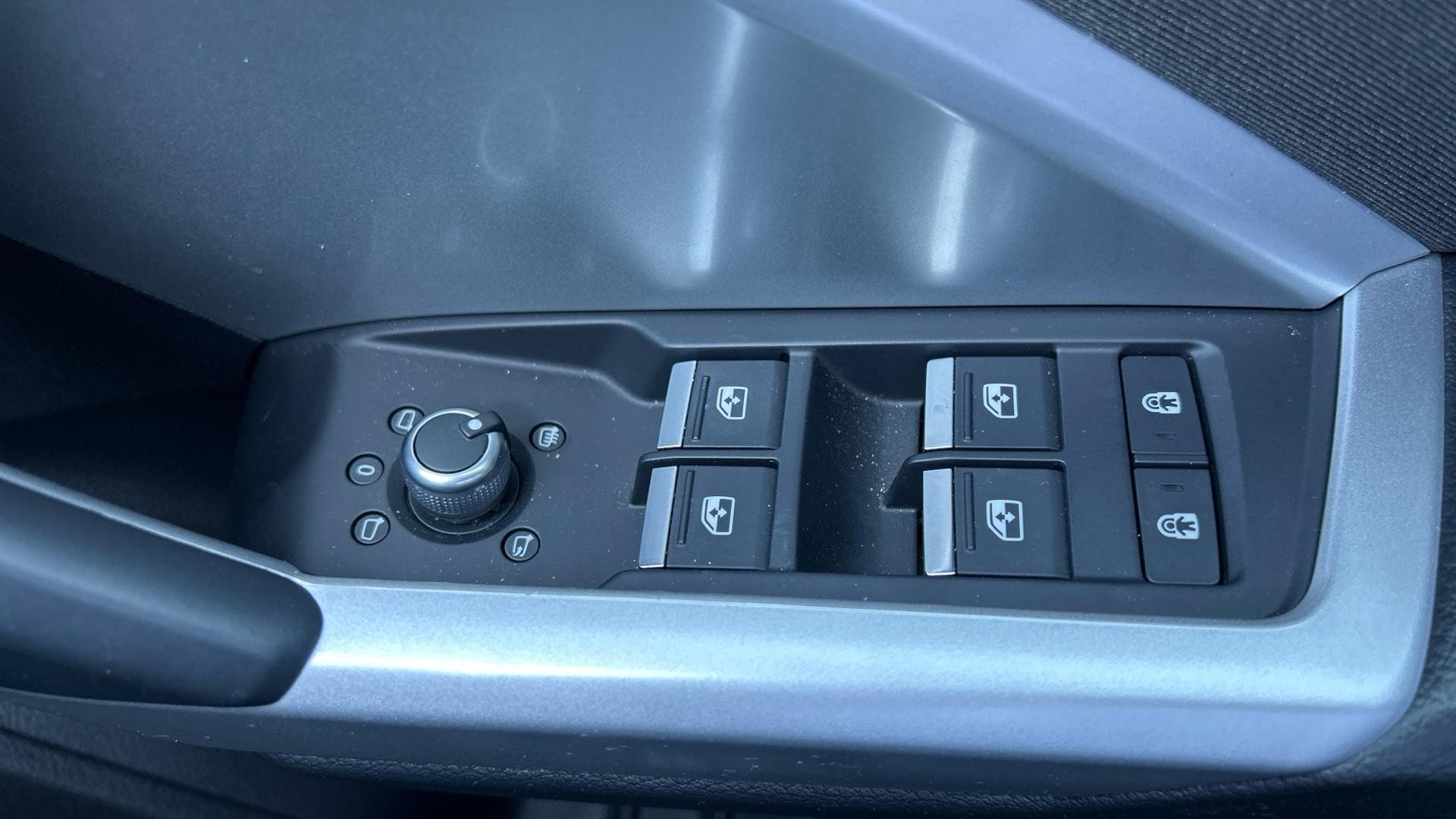 Audi Q3 Image 28