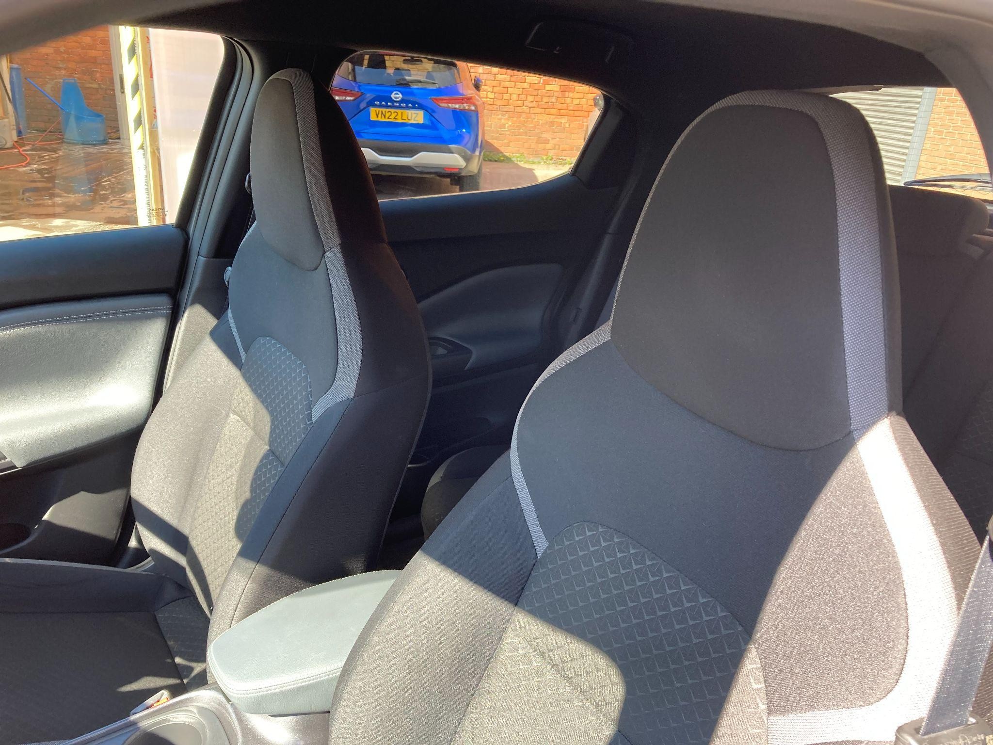 Nissan Juke Image 10