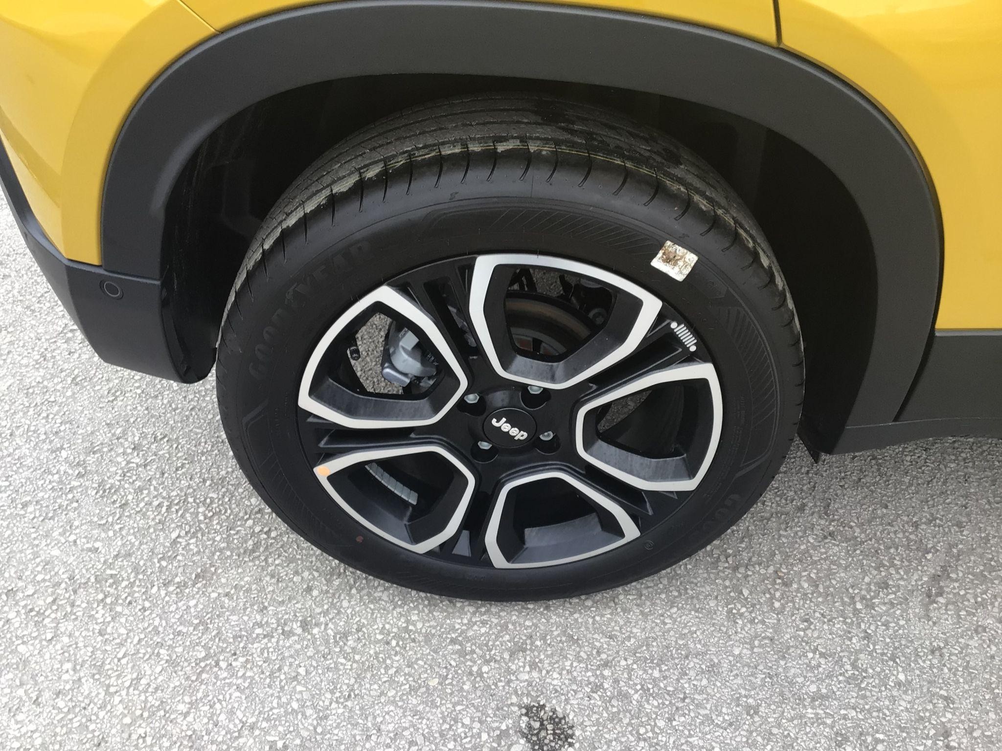 Jeep Avenger Image 11