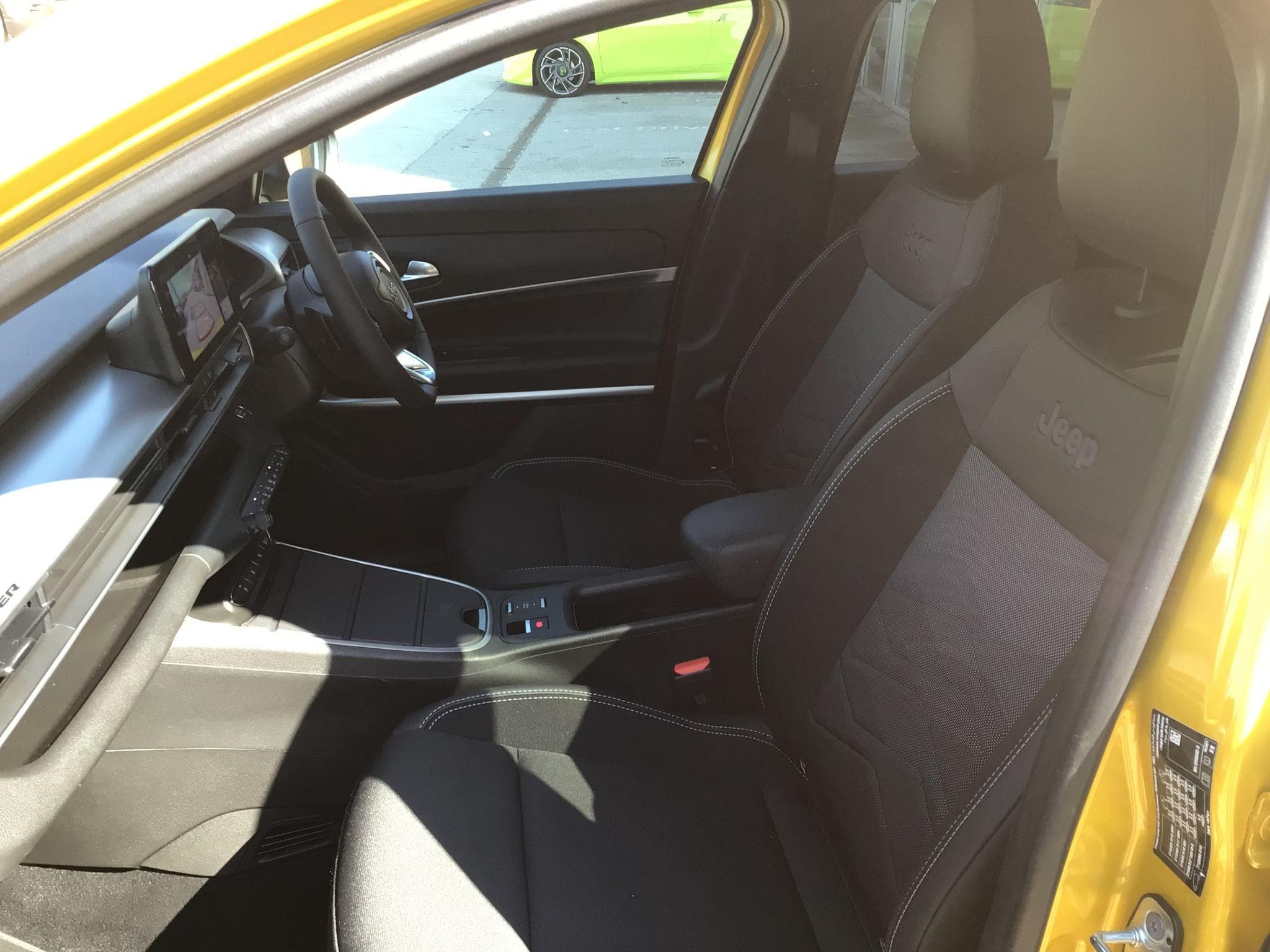 Jeep Avenger Image 13