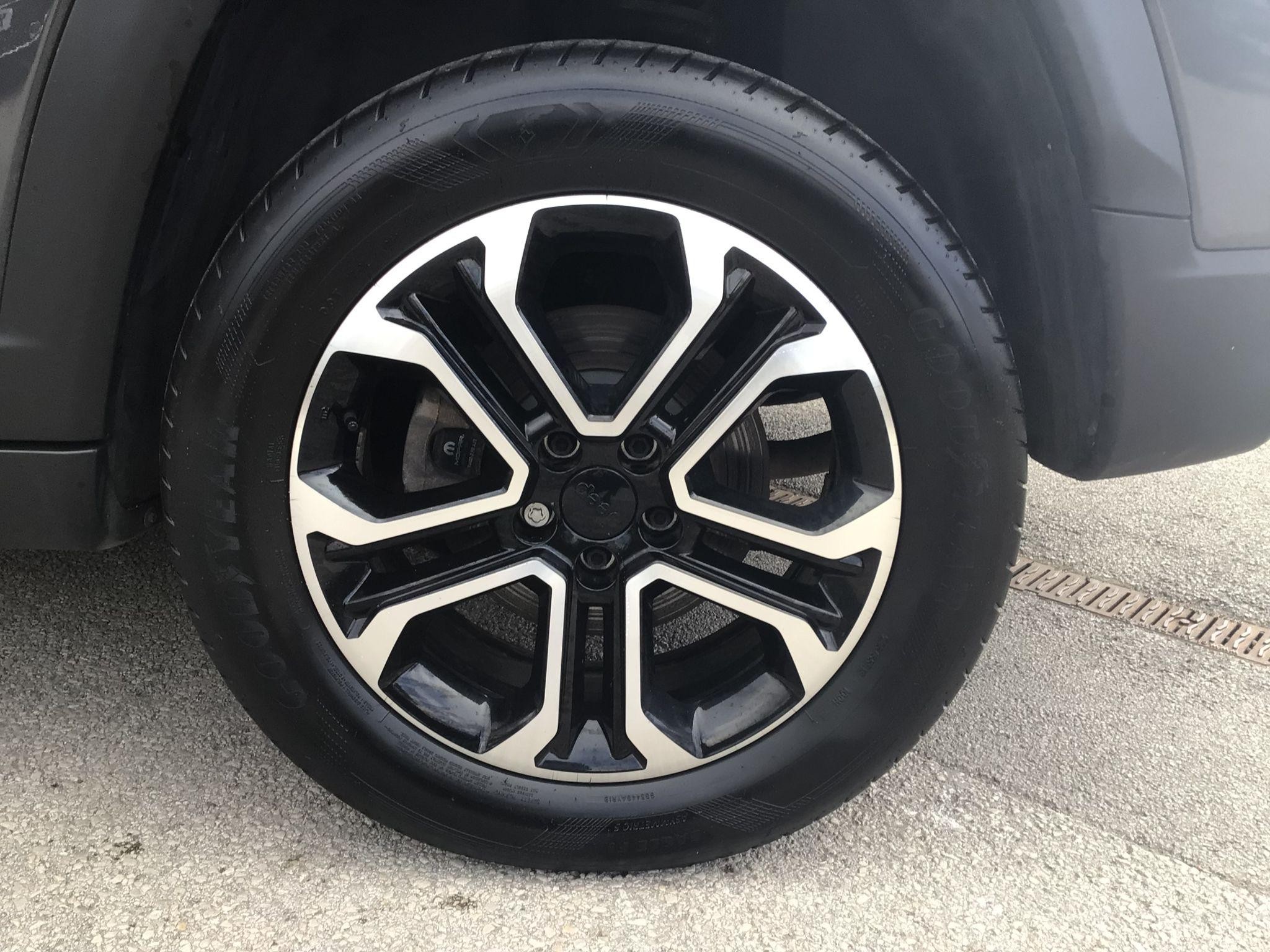Jeep Compass Image 10