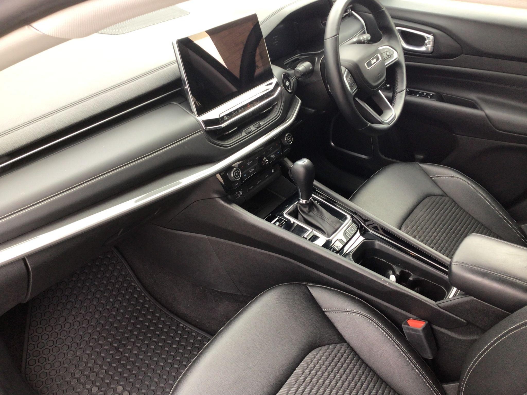 Jeep Compass Image 14