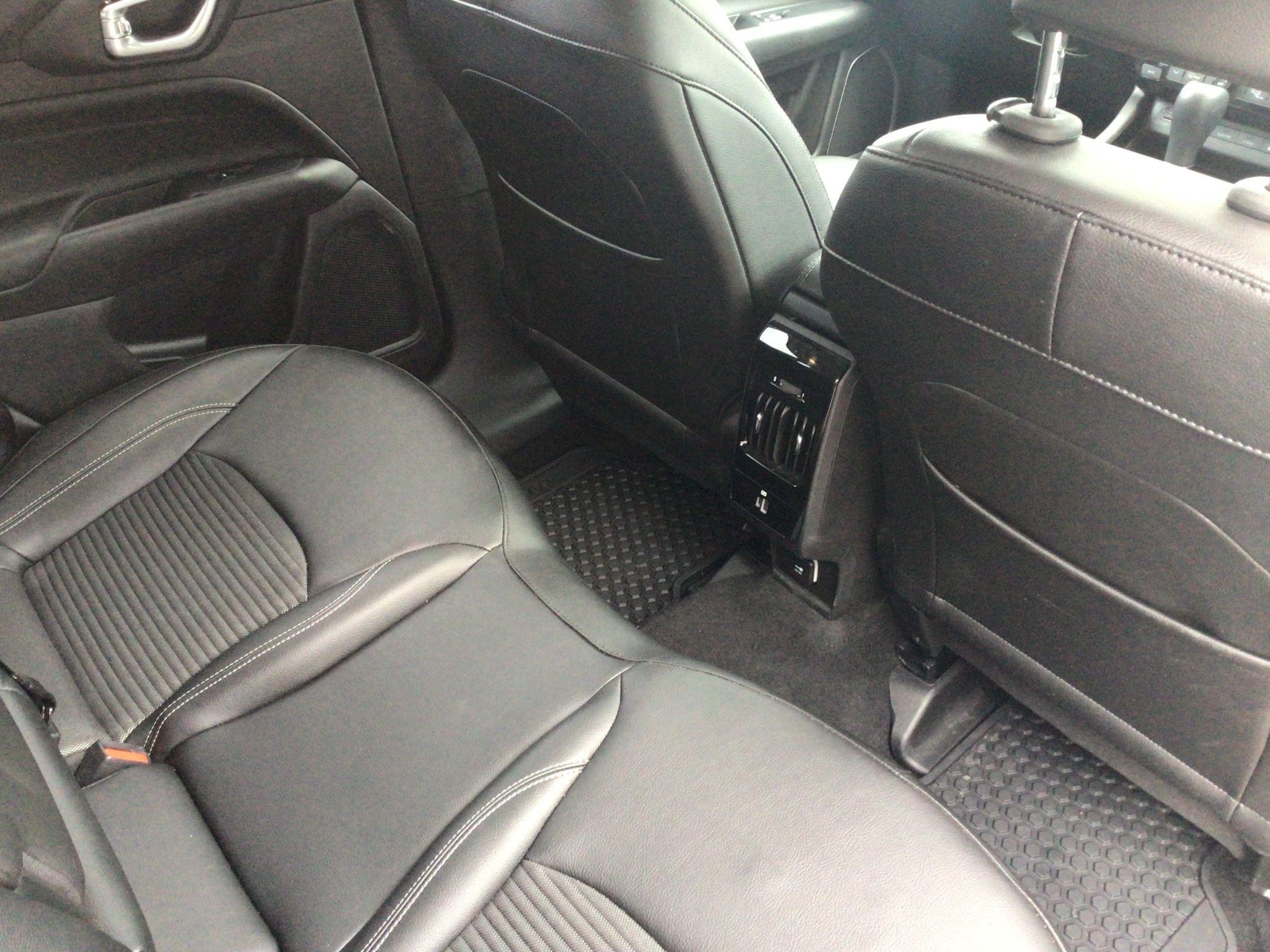 Jeep Compass Image 20