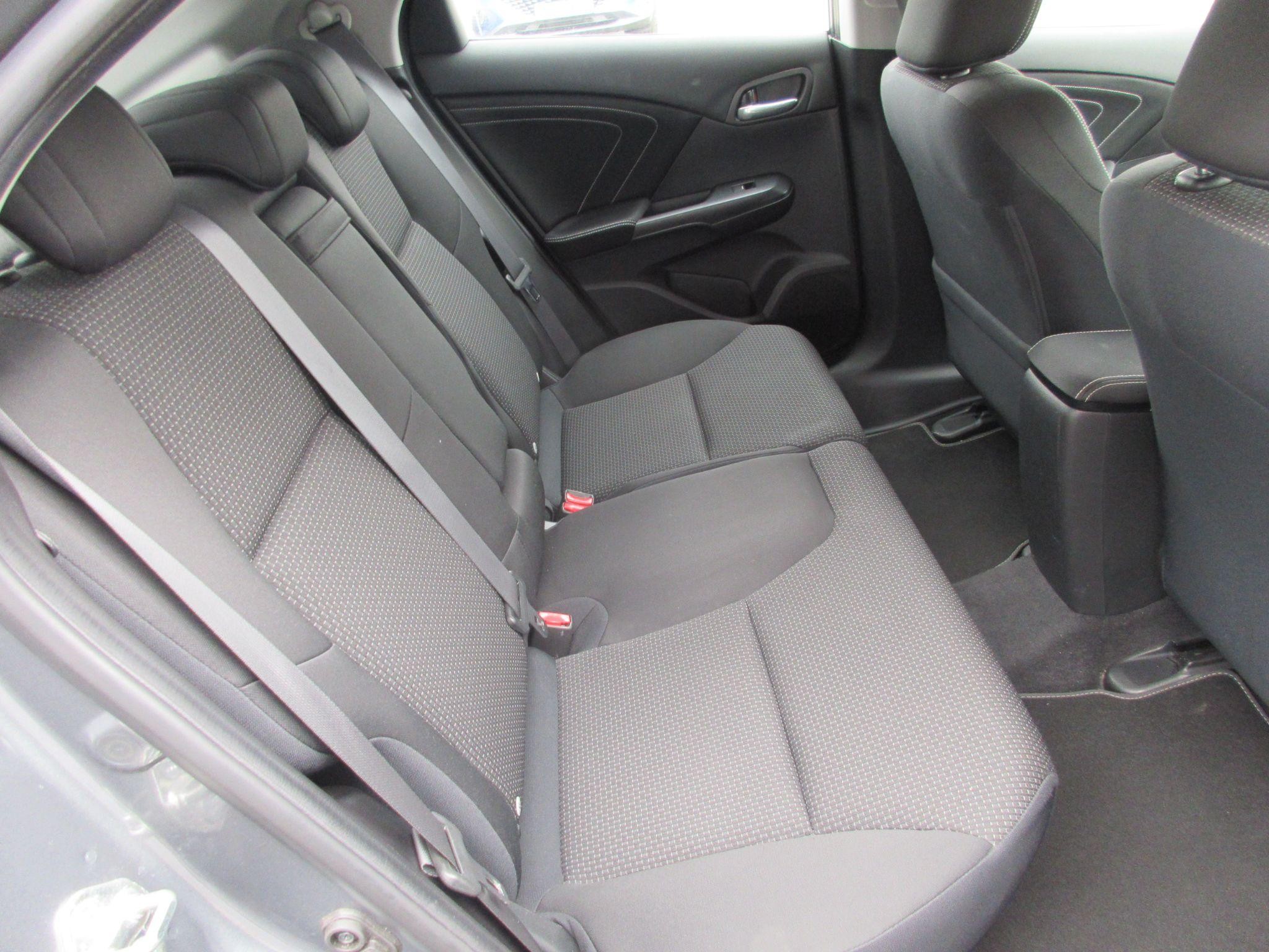 Honda Civic Image 11