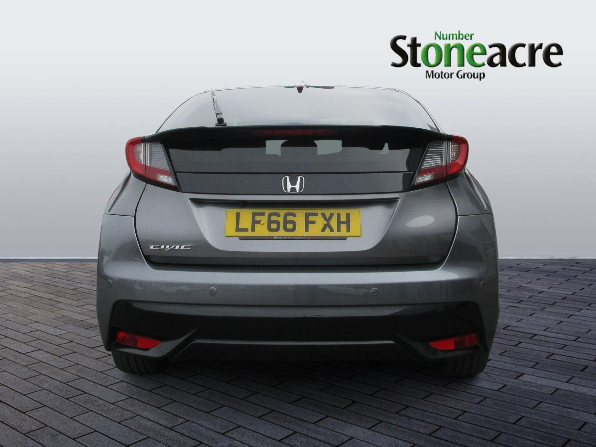 Honda Civic Image 7