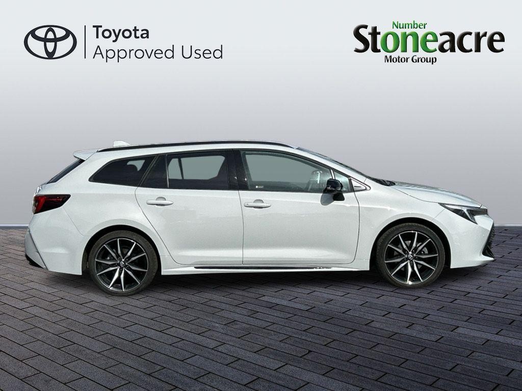 Toyota Corolla Image 4