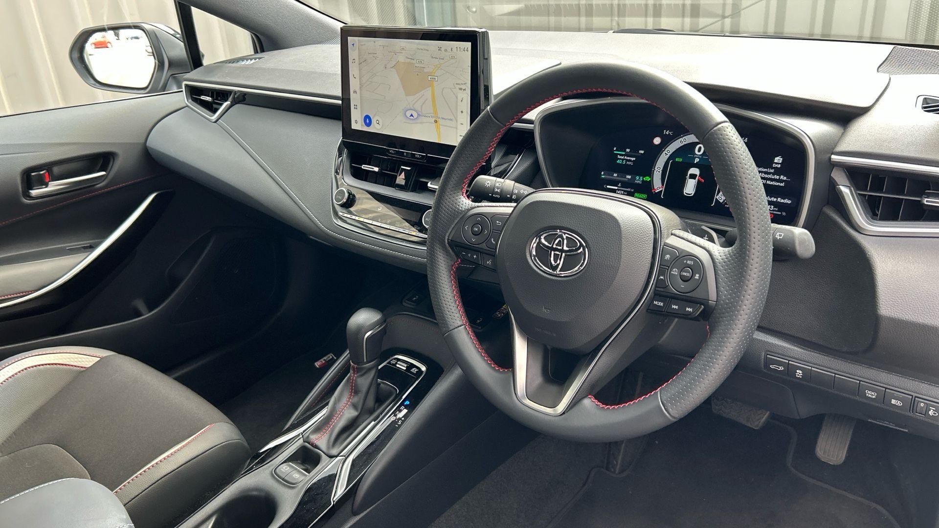 Toyota Corolla Image 12