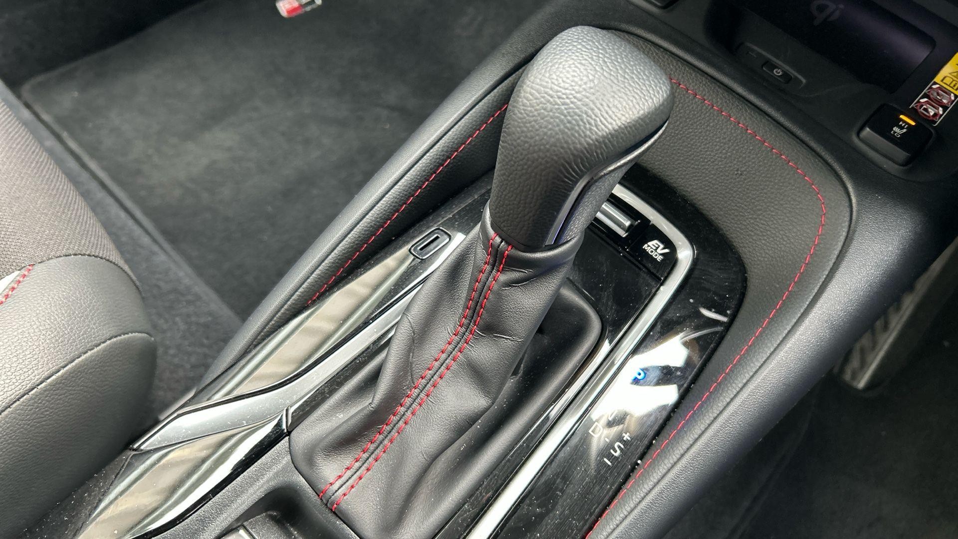 Toyota Corolla Image 33