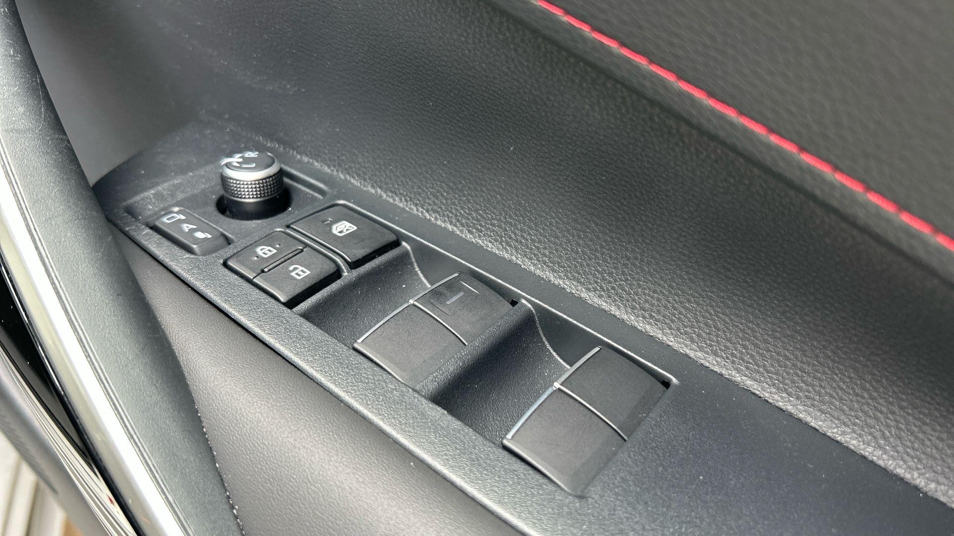 Toyota Corolla Image 42