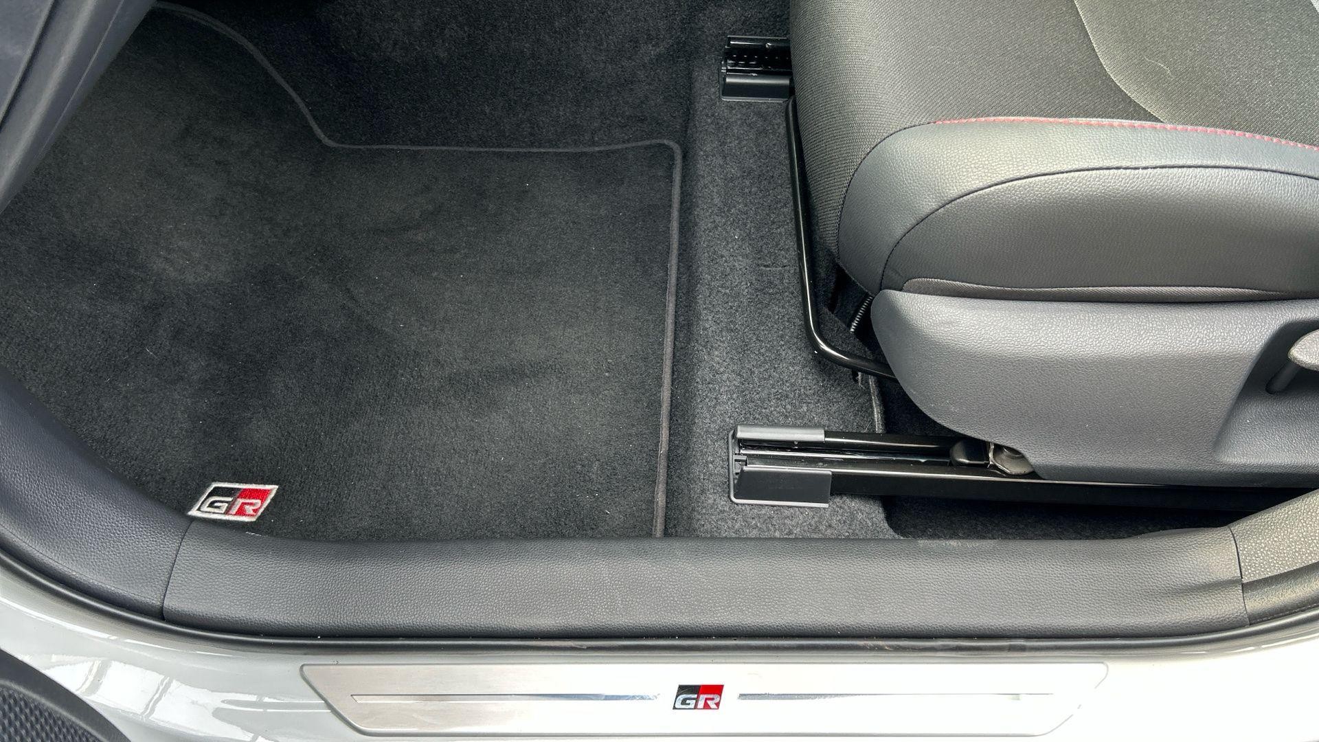 Toyota Corolla Image 45