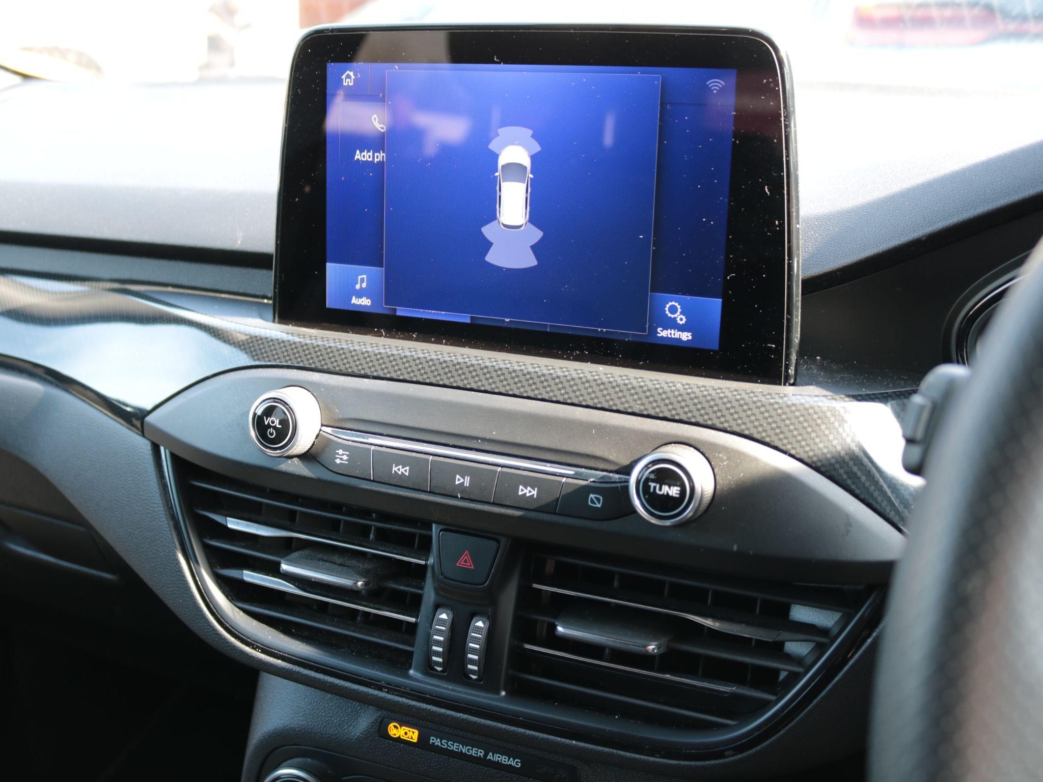 Ford Focus Image 13