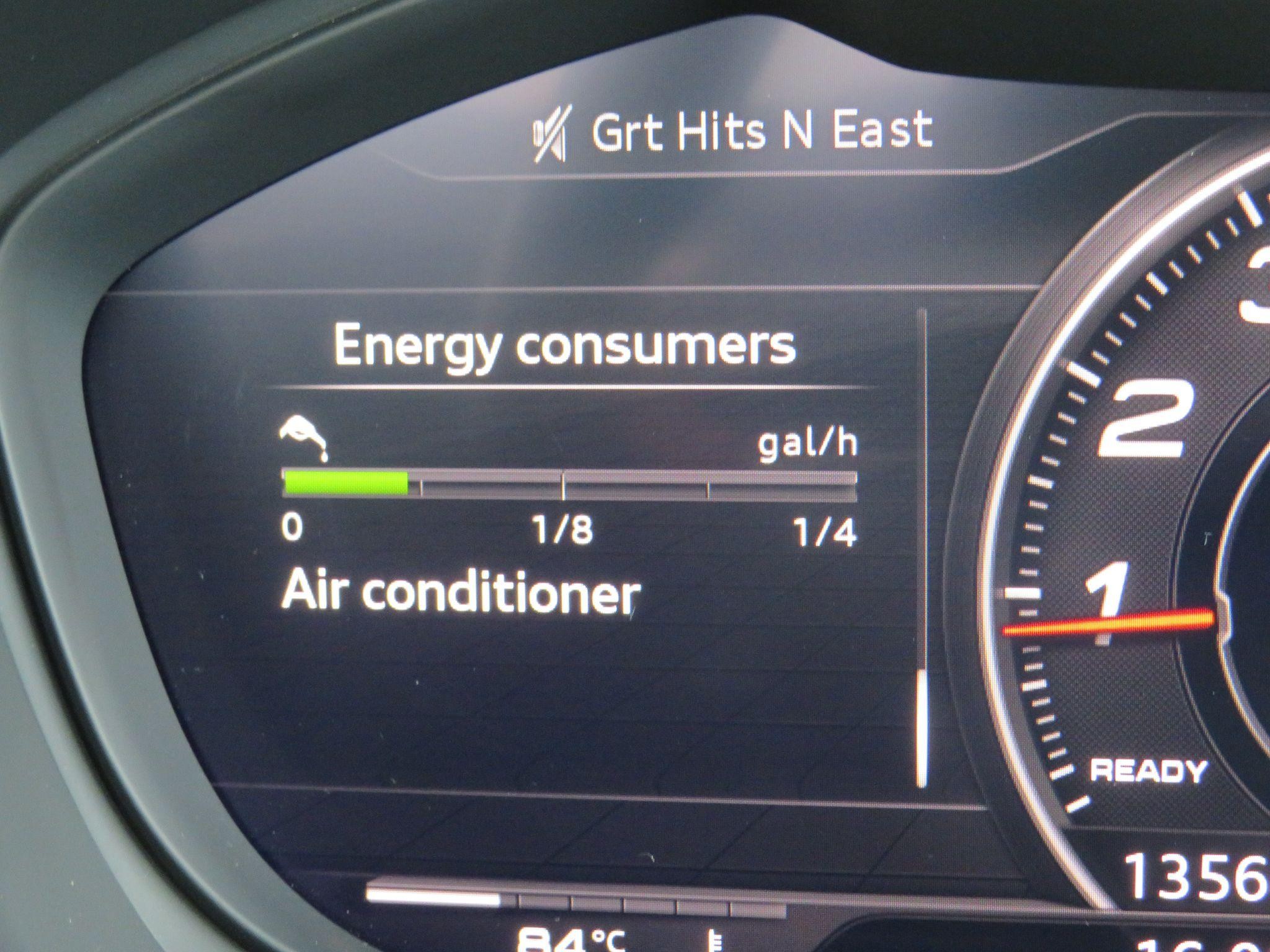Audi TT Image 35