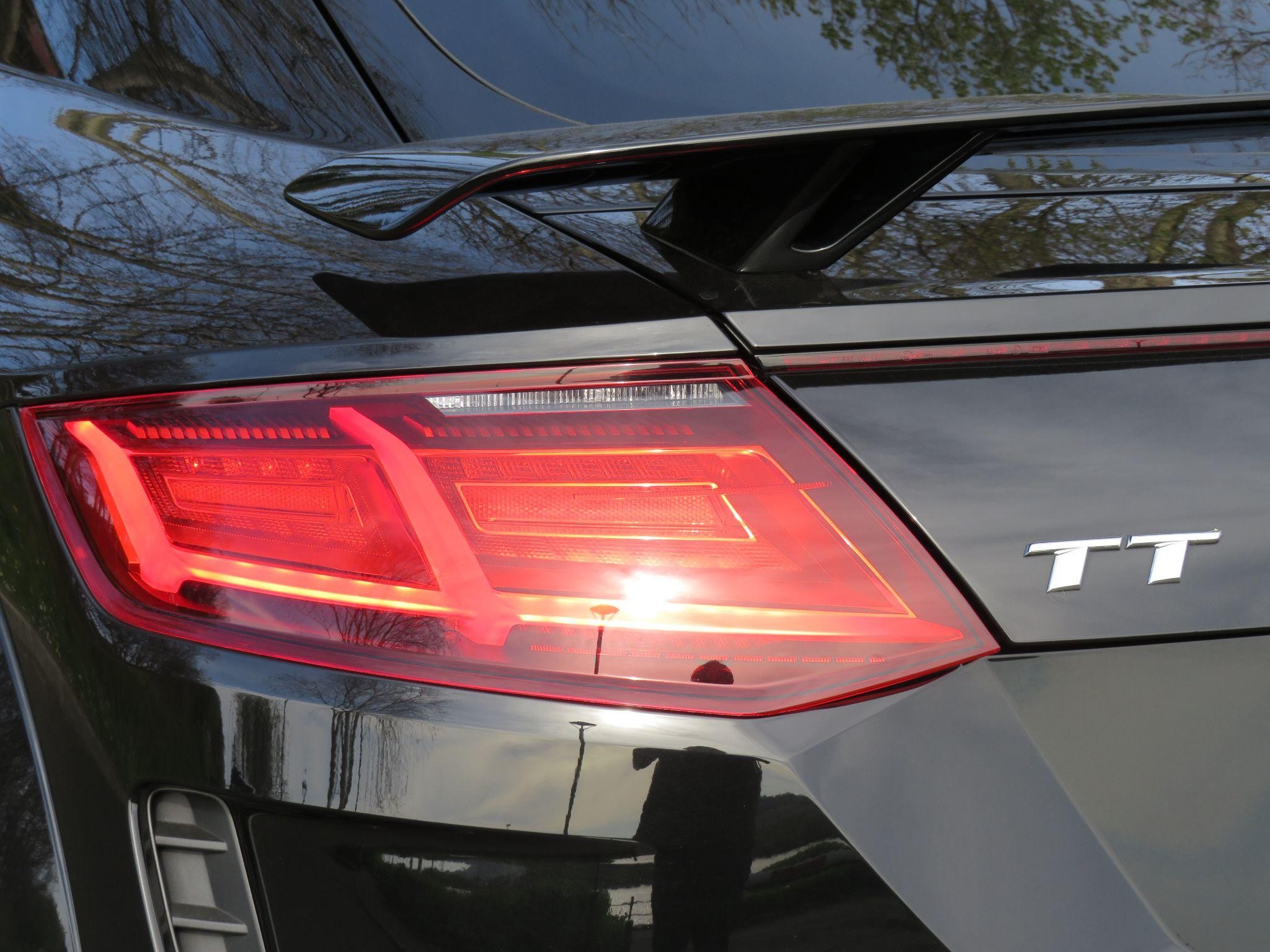 Audi TT Image 63
