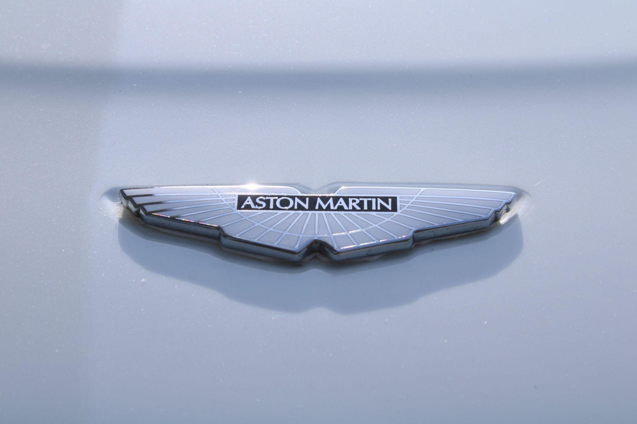 Aston Martin Vantage Image 46