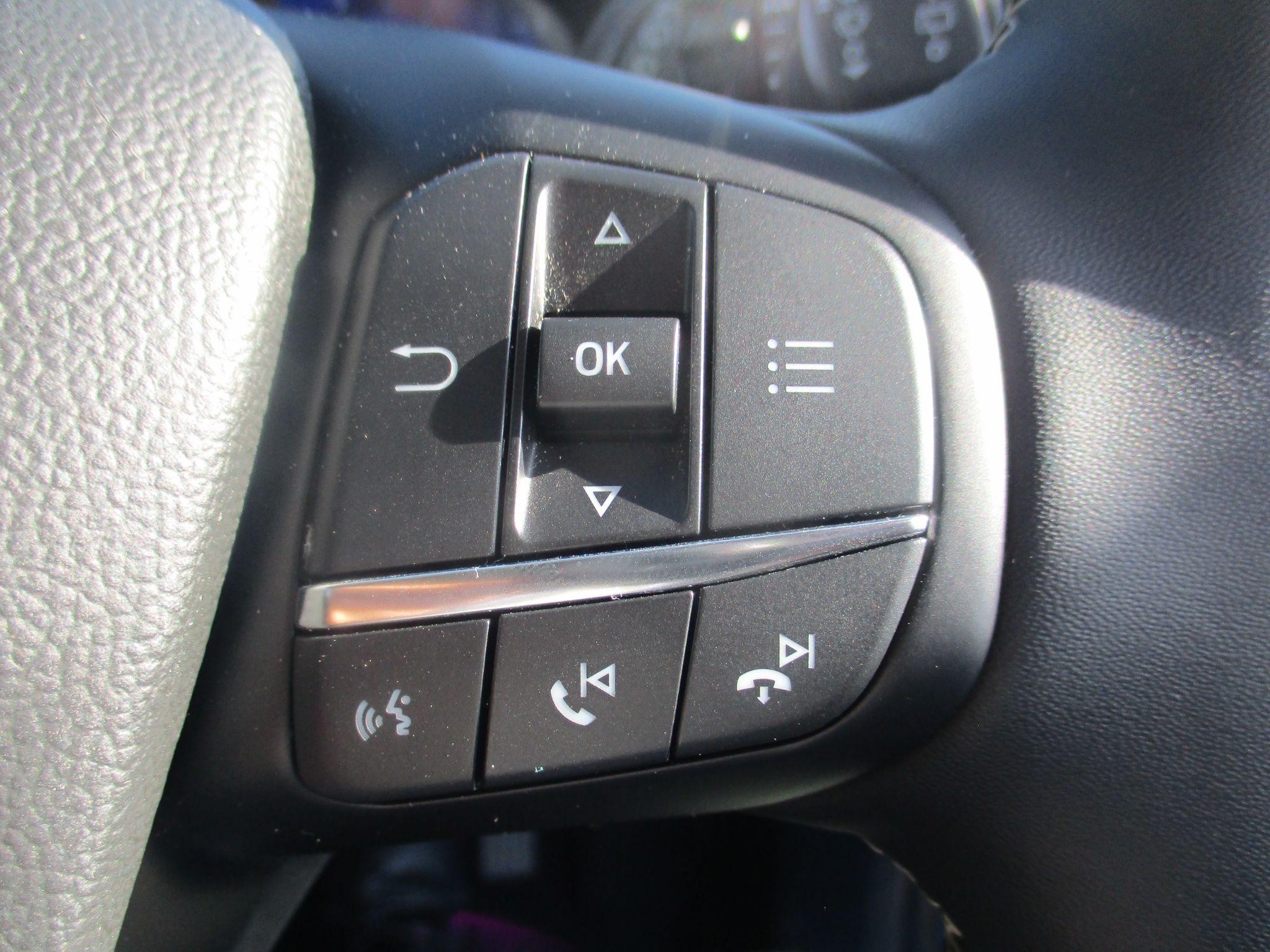 Ford Kuga Image 10