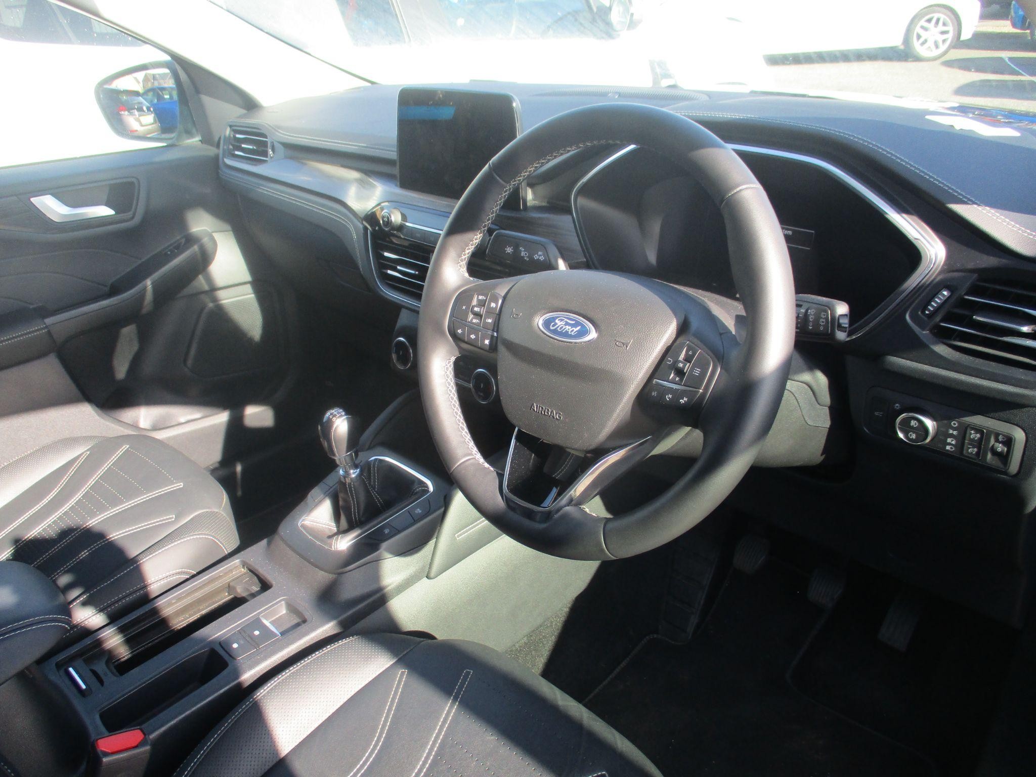 Ford Kuga Image 20