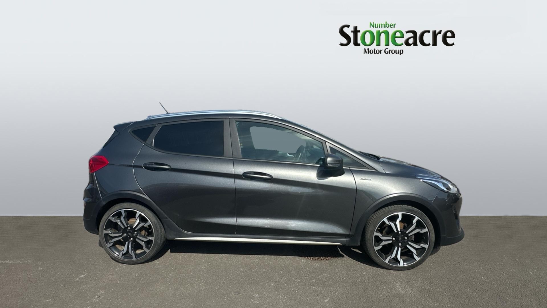 Ford Fiesta Image 3