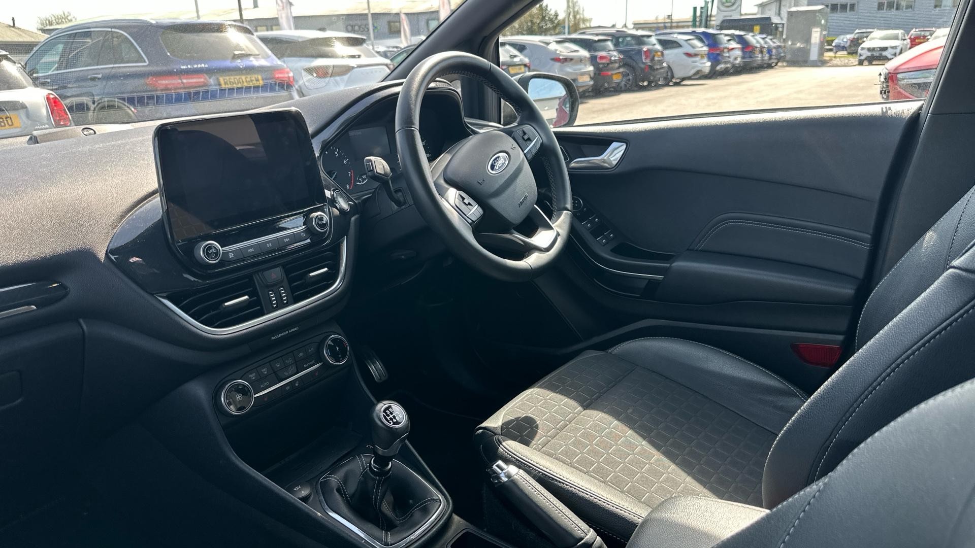 Ford Fiesta Image 4