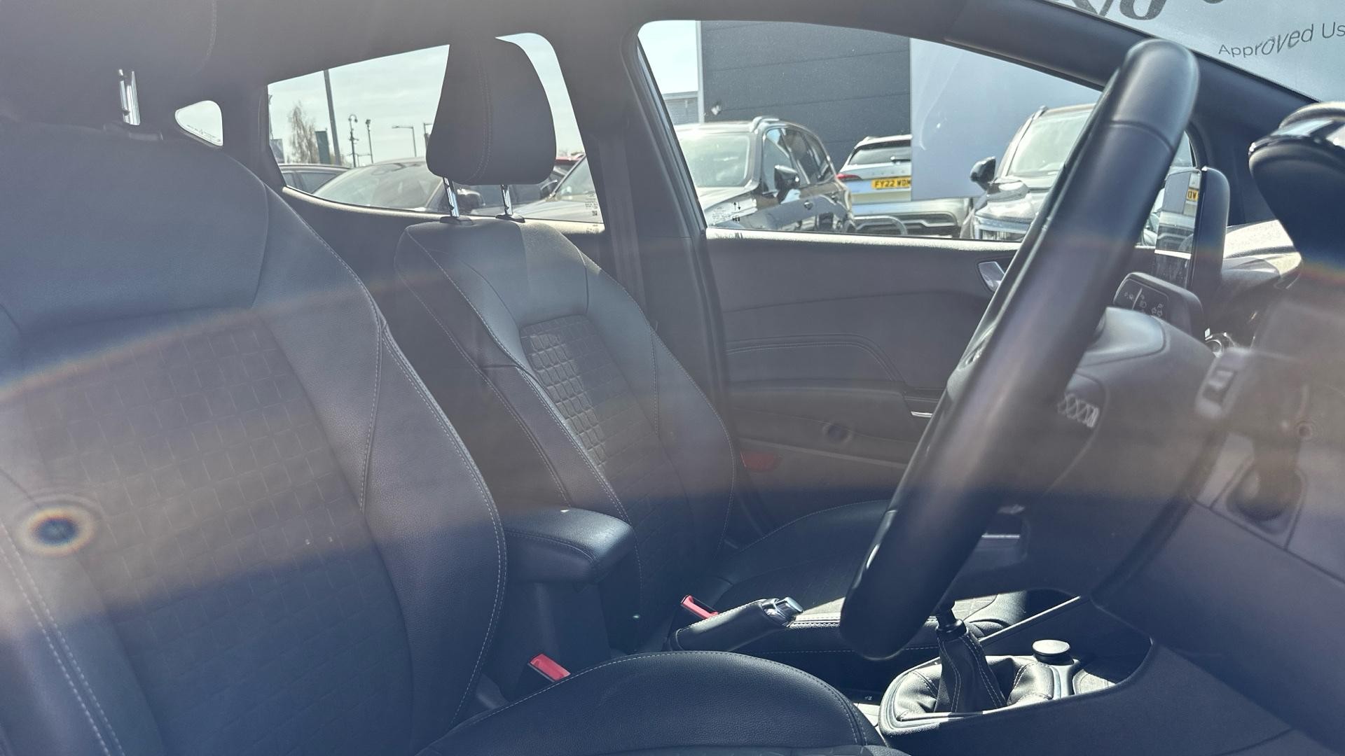 Ford Fiesta Image 9
