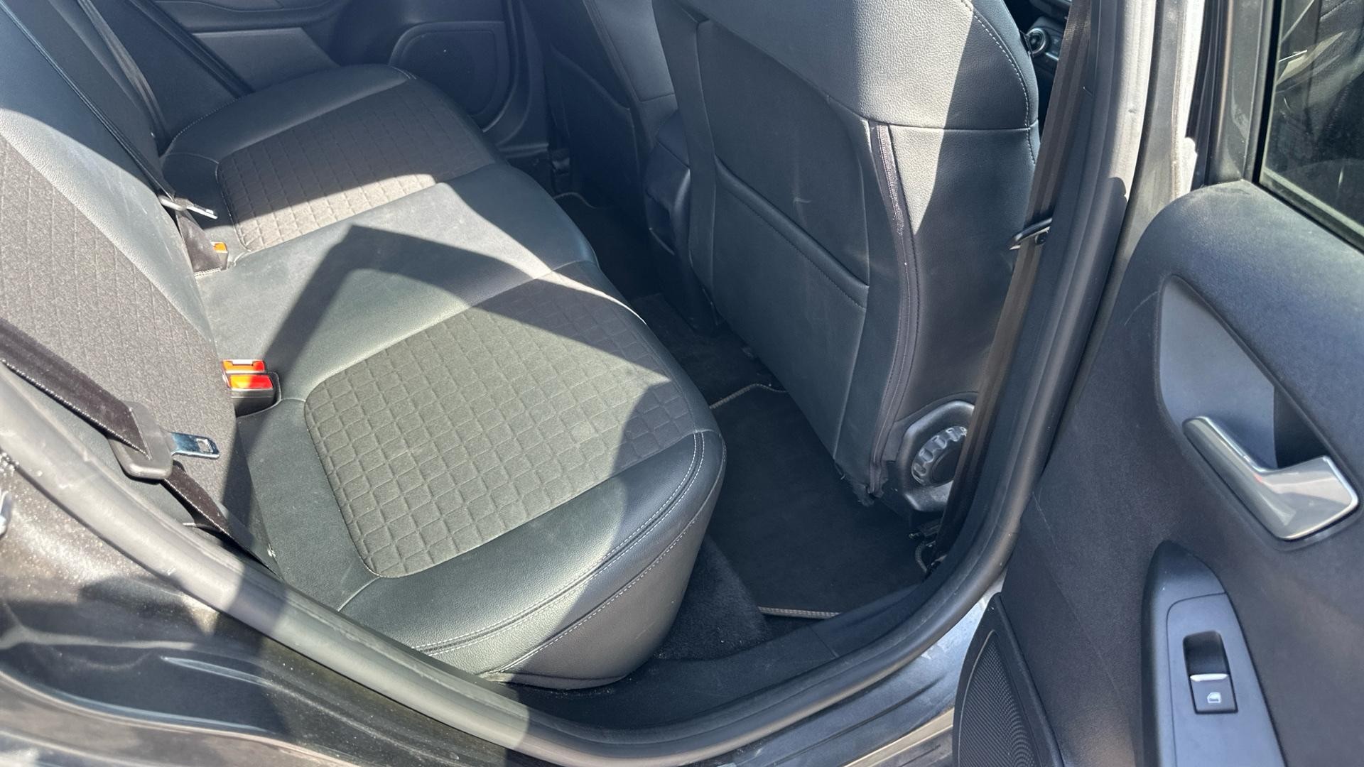 Ford Fiesta Image 10