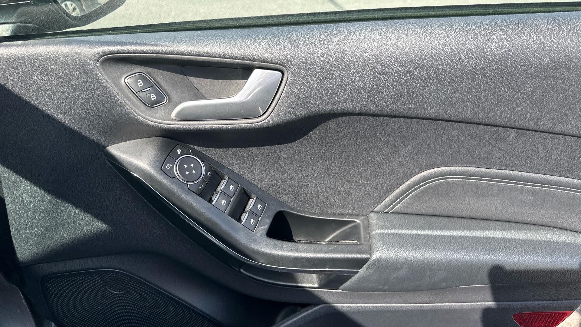 Ford Fiesta Image 15