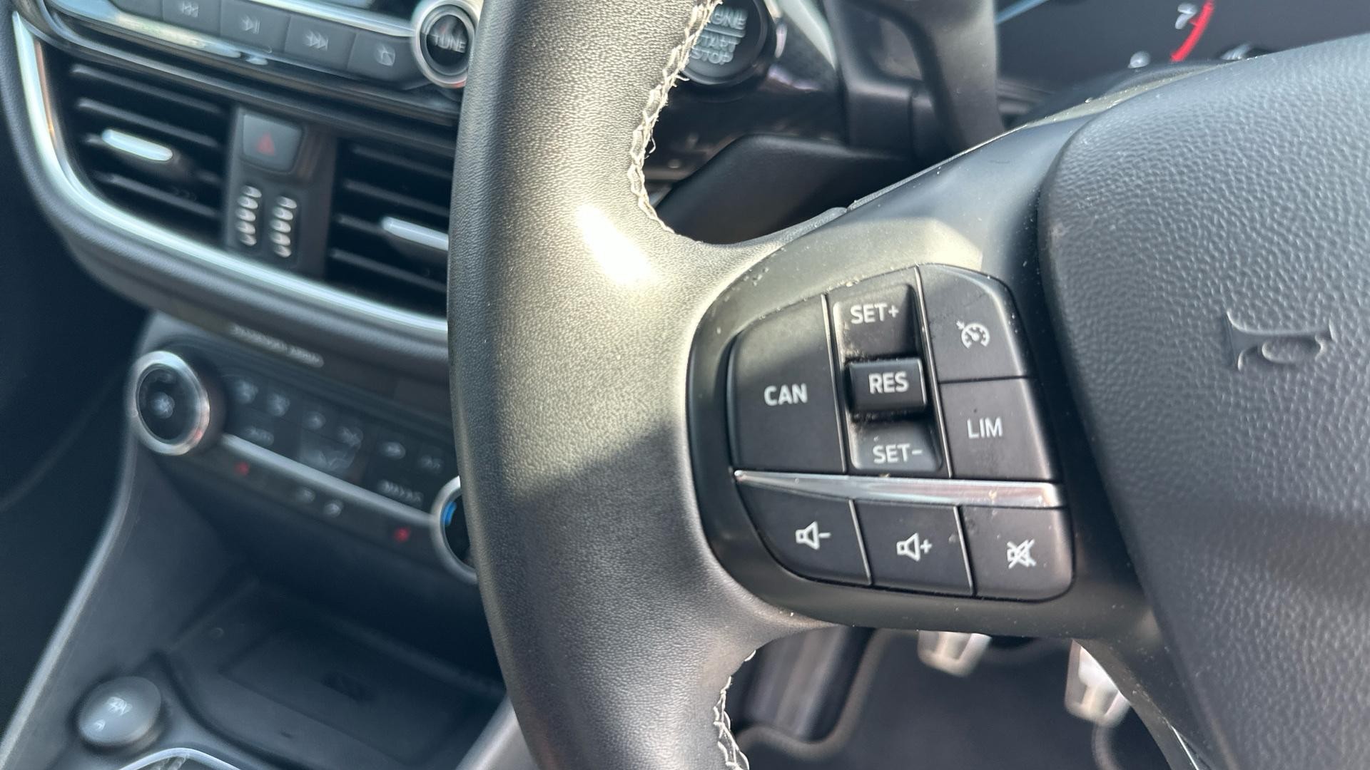 Ford Fiesta Image 18