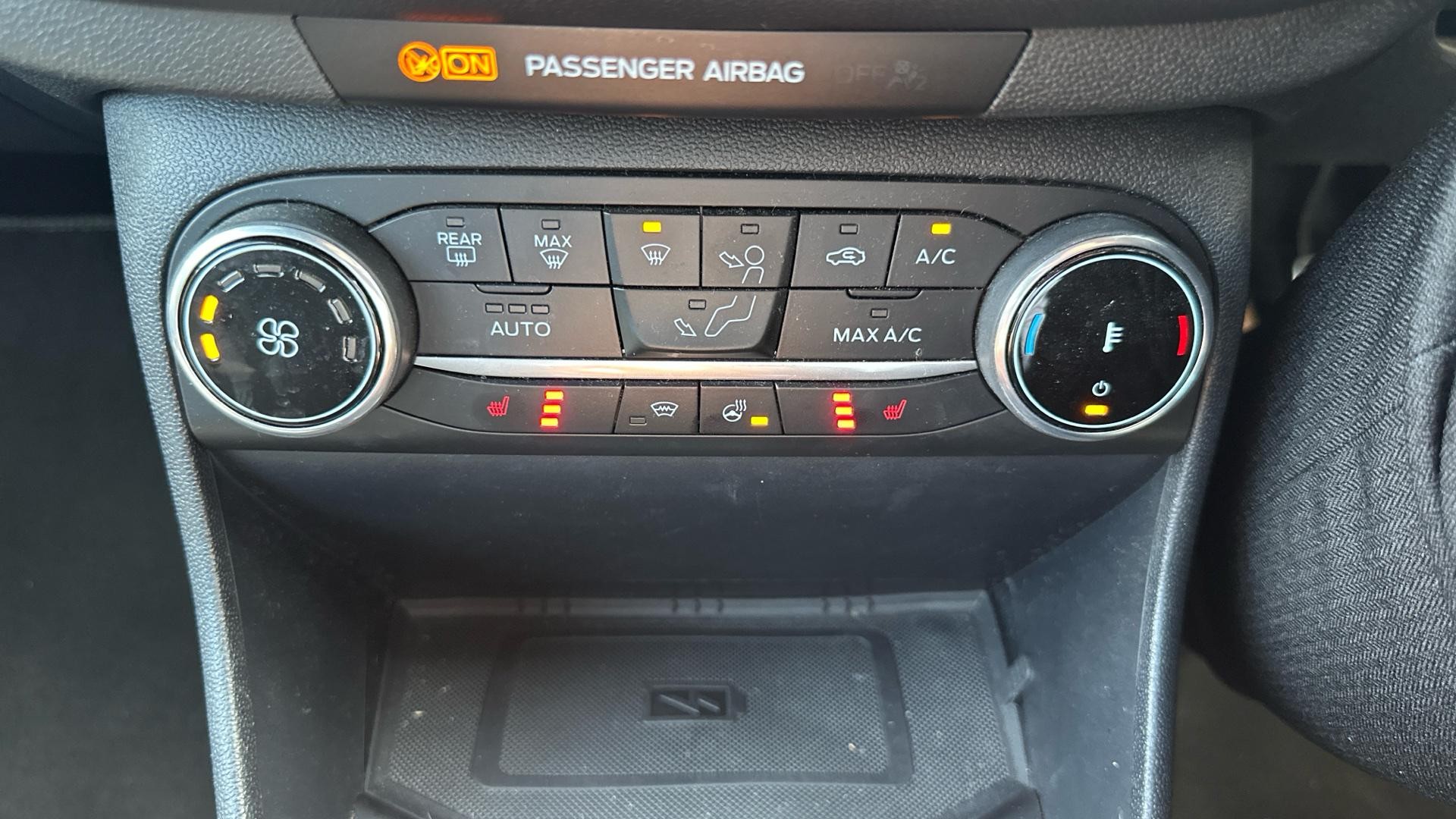 Ford Fiesta Image 28