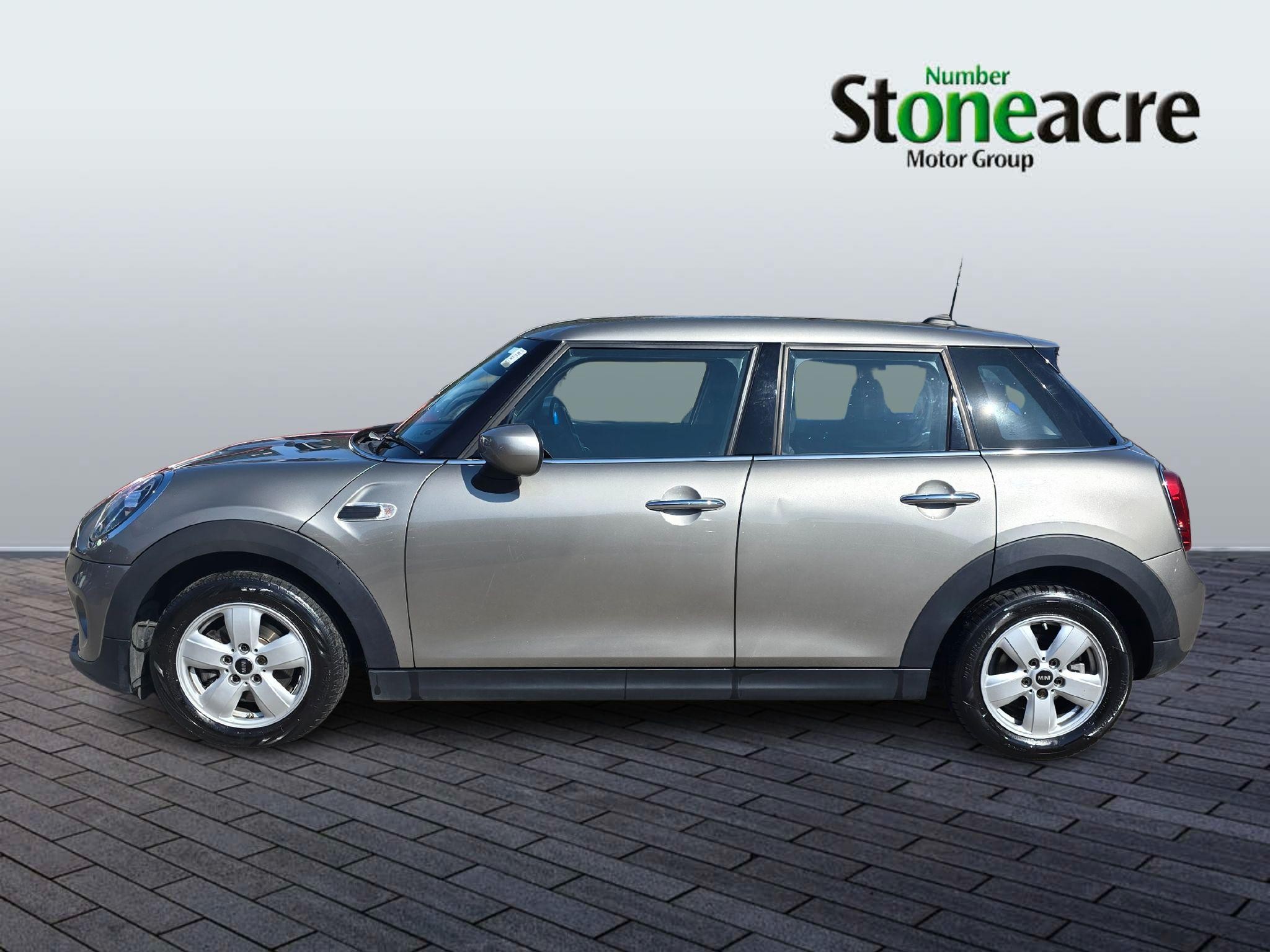 MINI Hatch Image 7