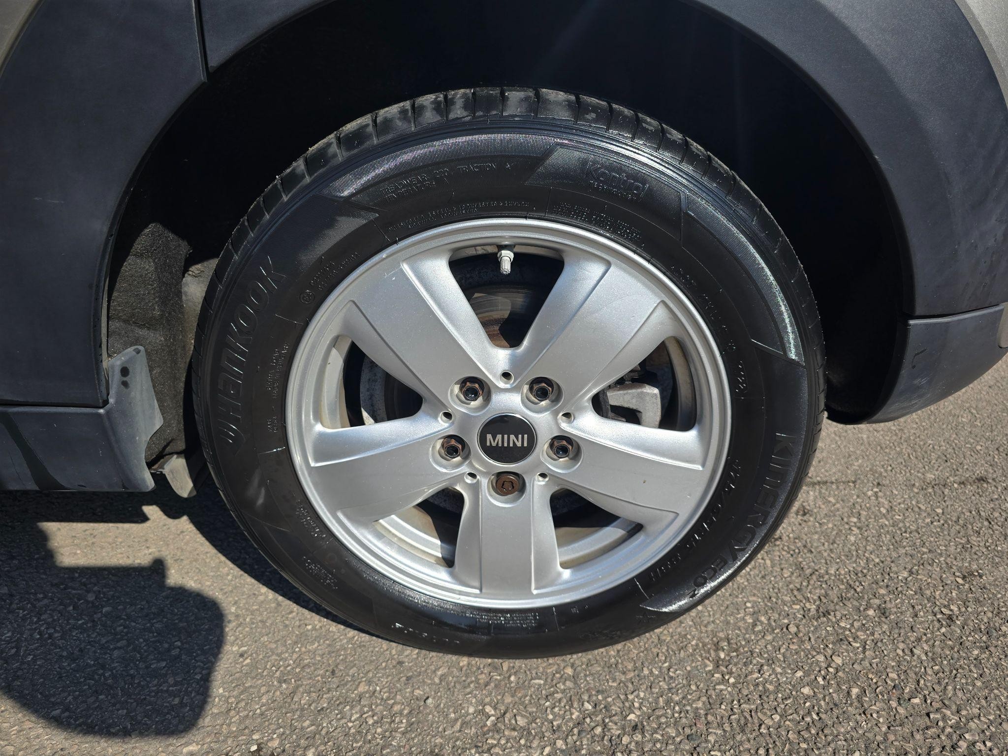 MINI Hatch Image 8